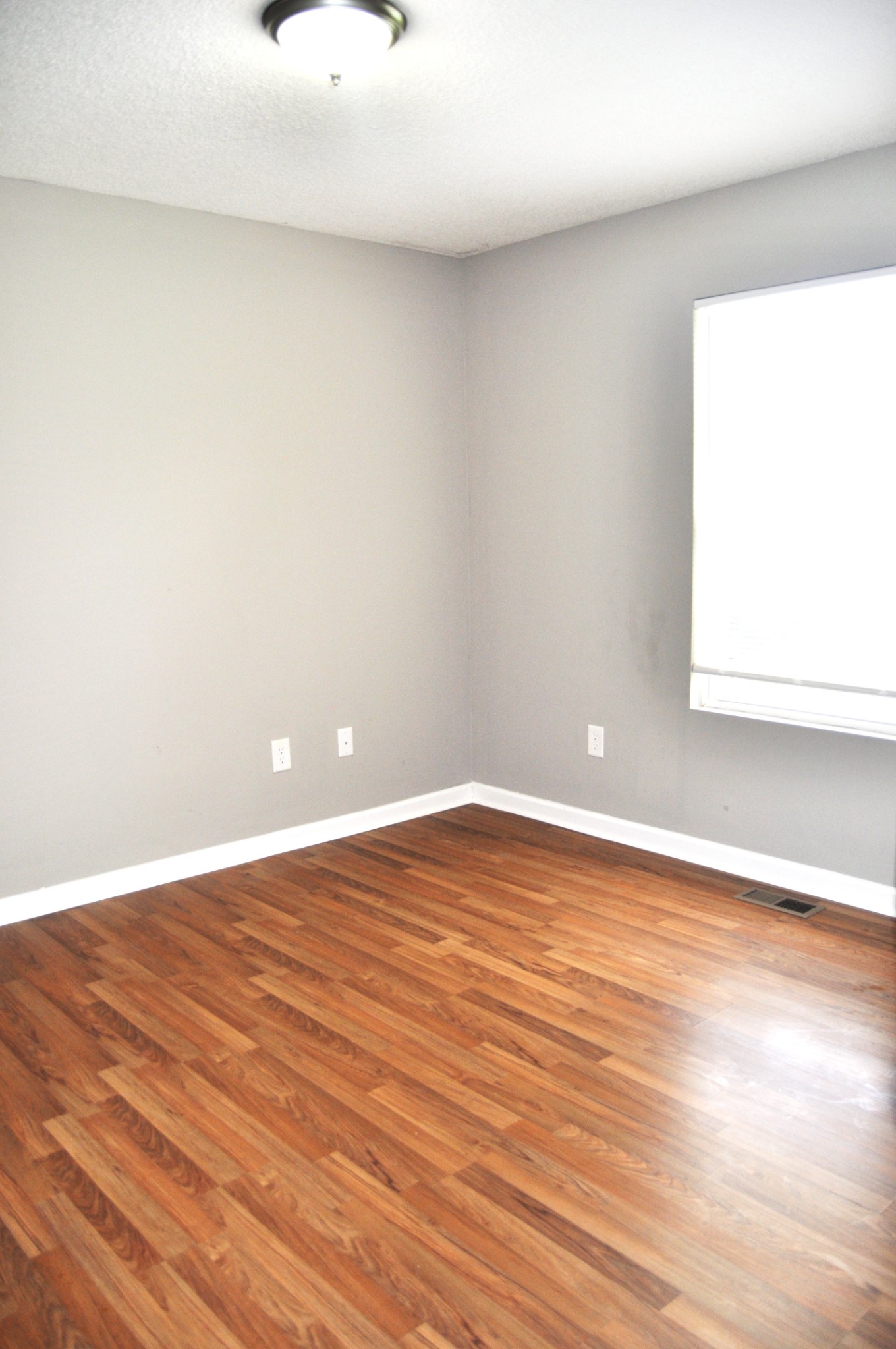 104 3rd Ave, N Property Photo 19