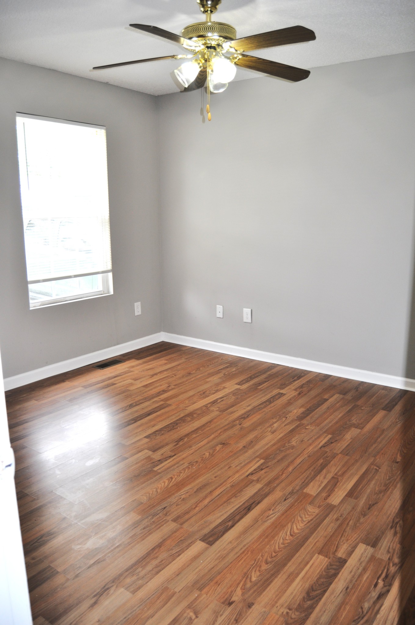 104 3rd Ave, N Property Photo 20