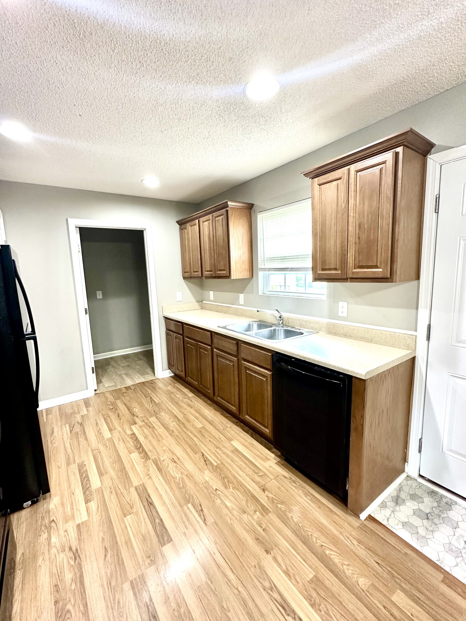 104 3rd Ave, N Property Photo 23