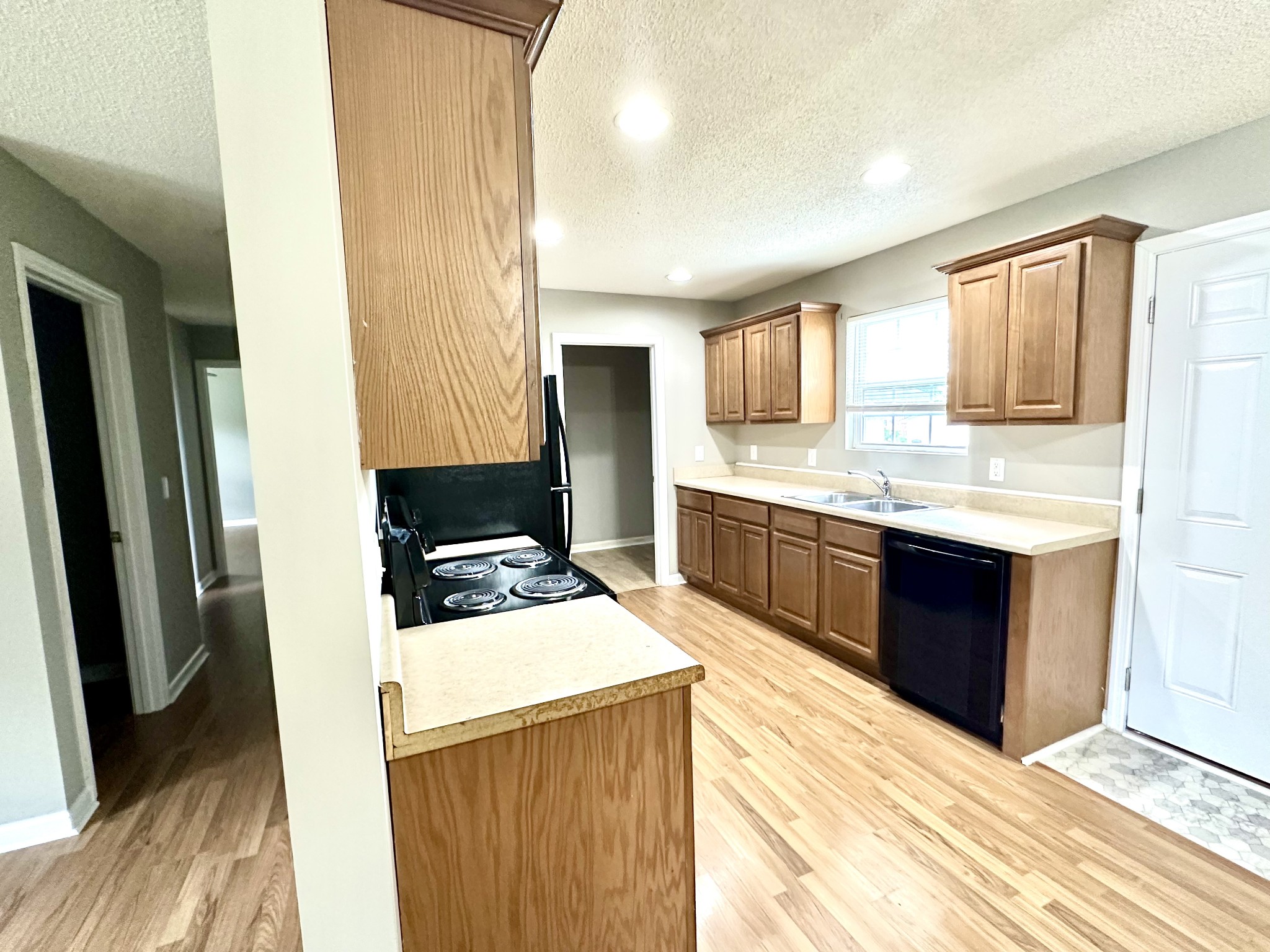 104 3rd Ave, N Property Photo 26