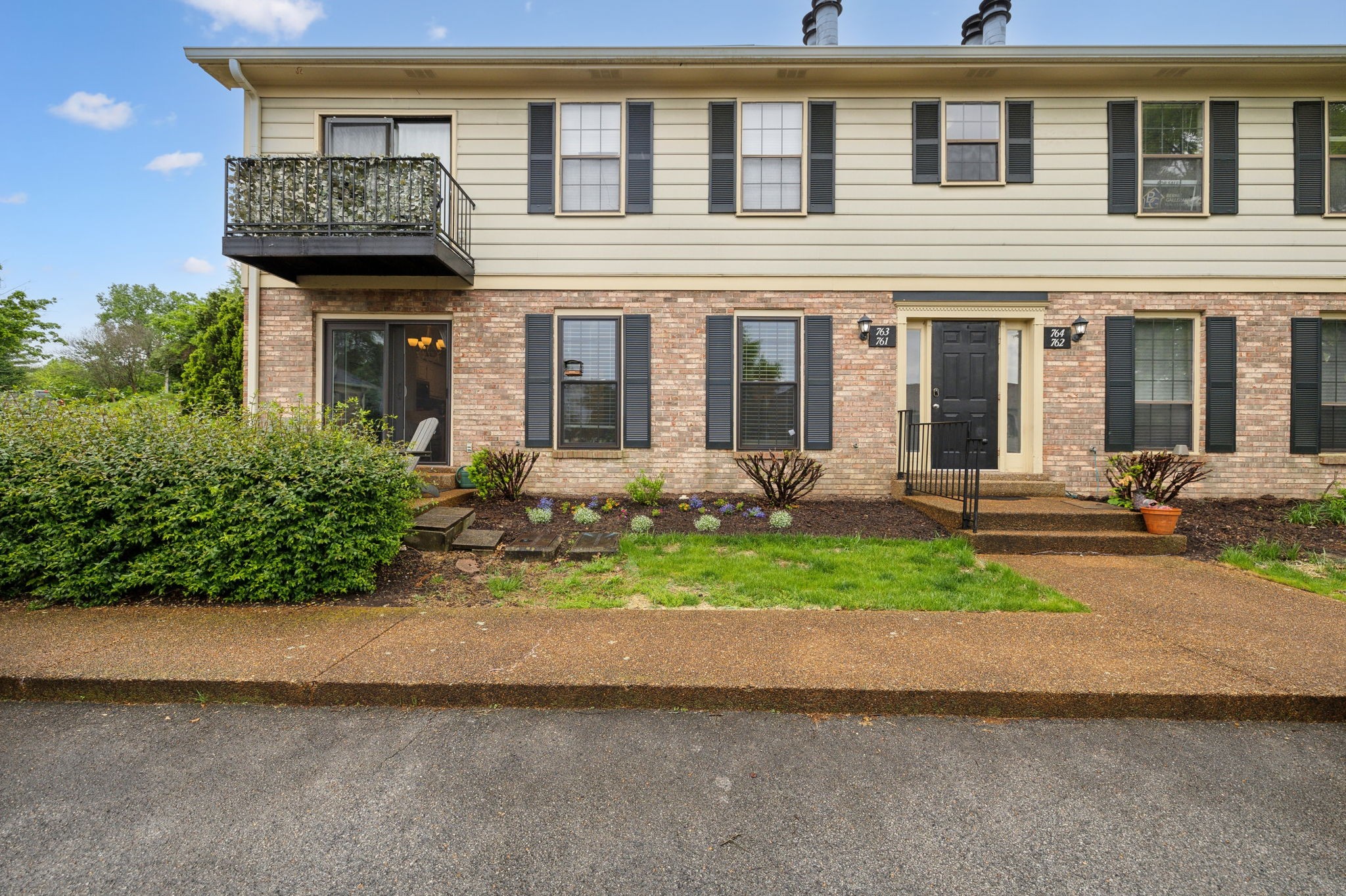 761 Fox Ridge Dr Property Photo