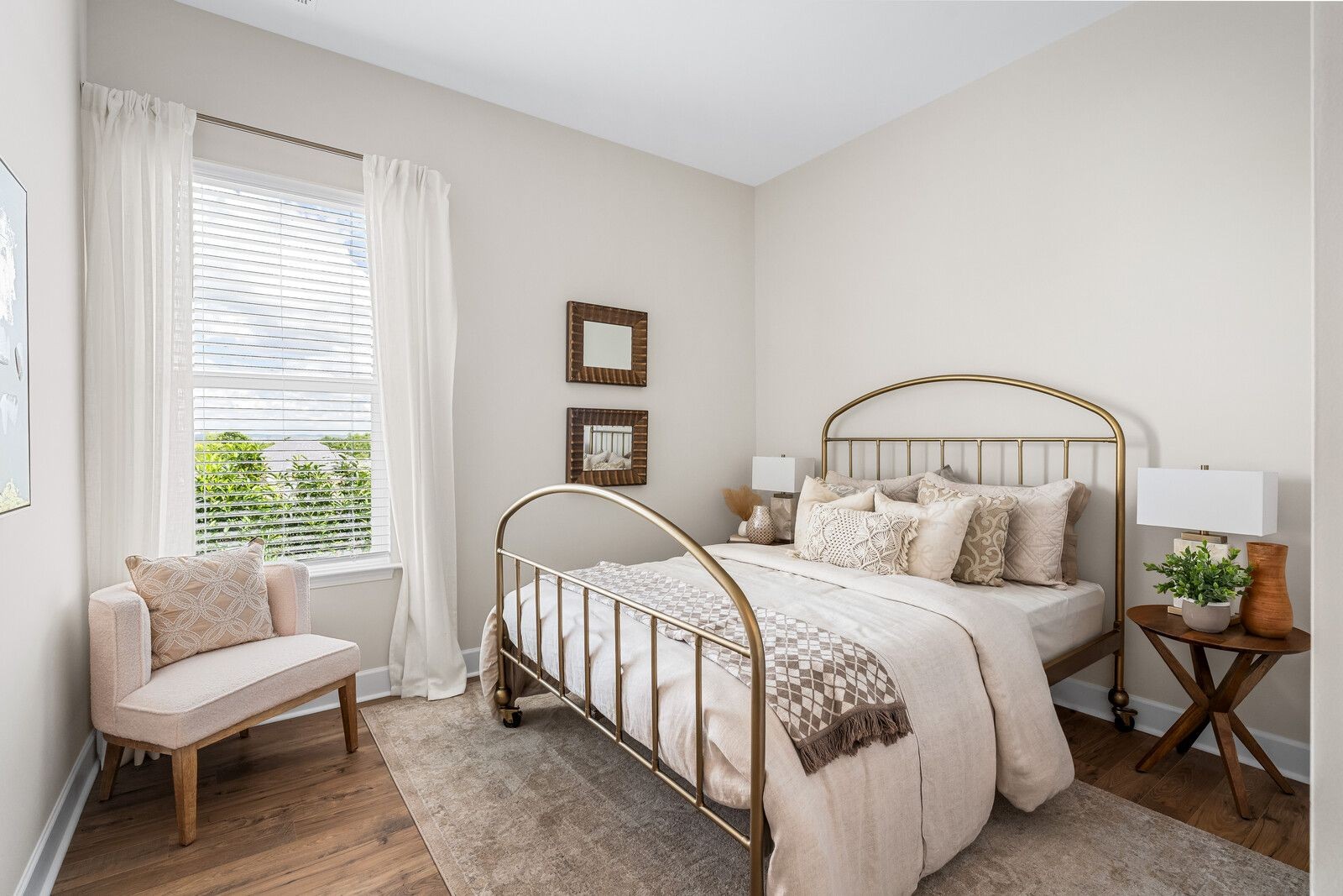463 Buckwood Avenue, E Property Photo 25