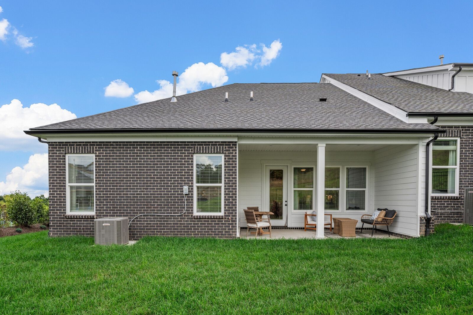 463 Buckwood Avenue, E Property Photo 30