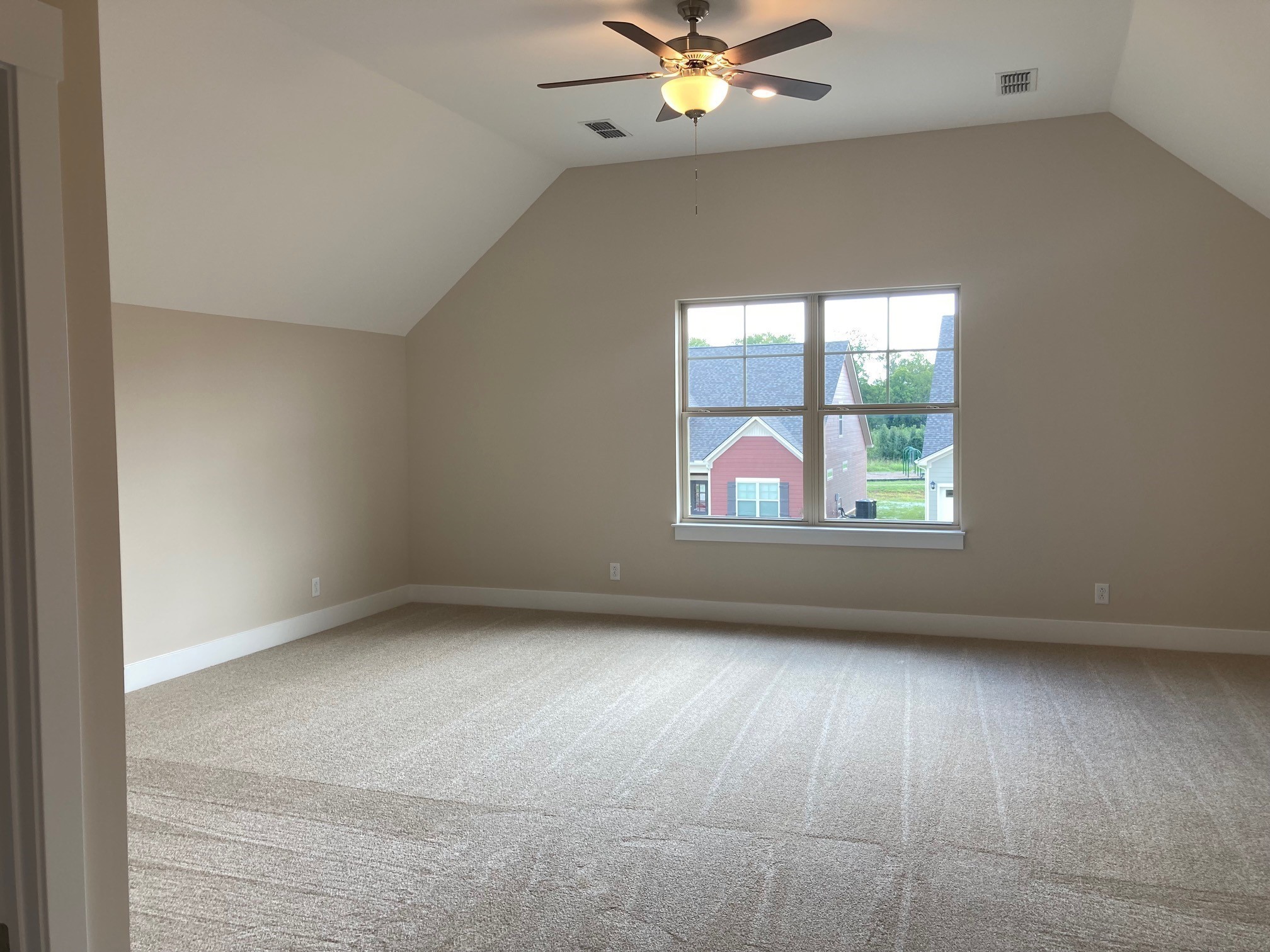 2633 Unitas Lot 20, E Property Photo 6