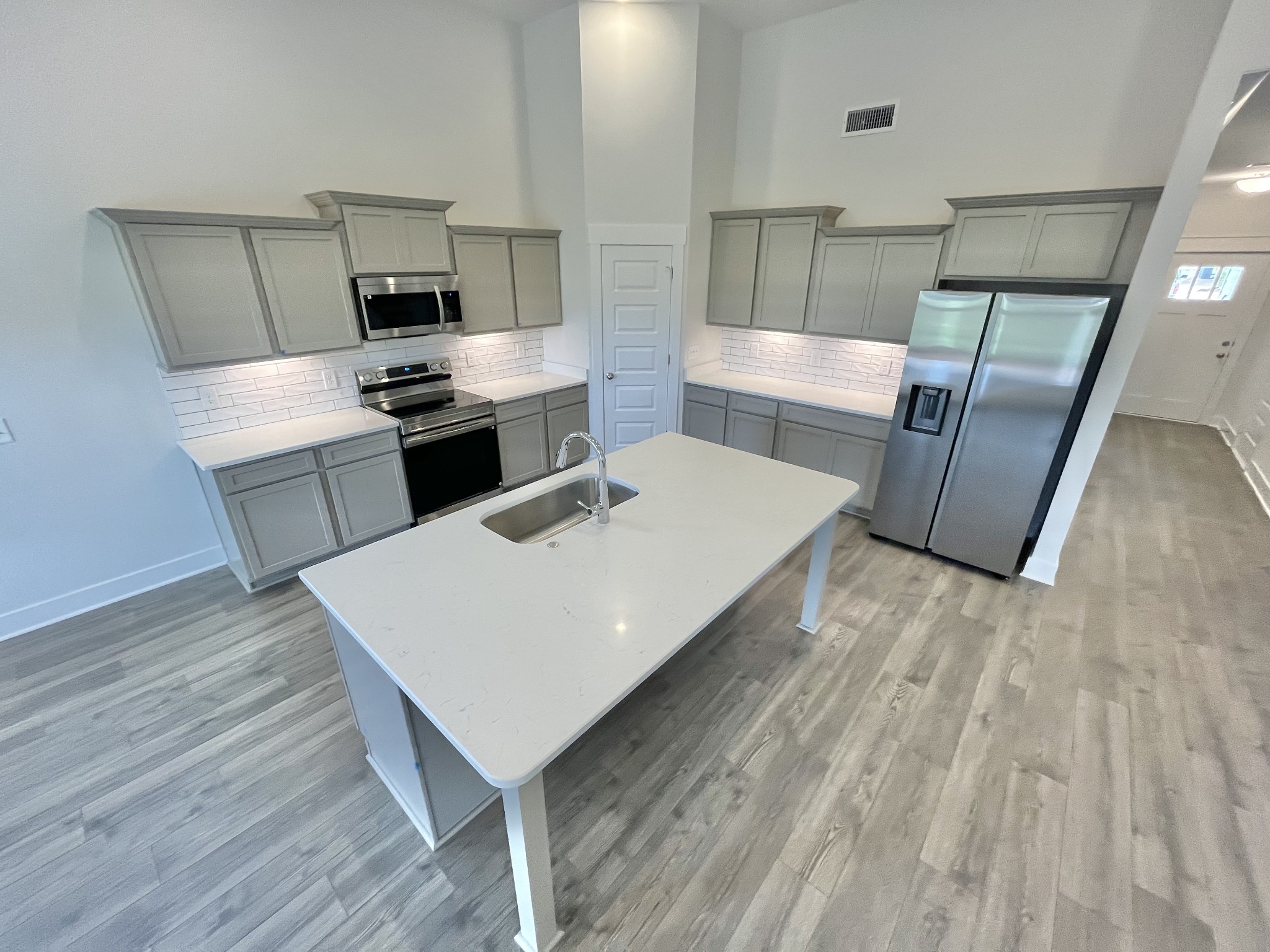 2633 Unitas Lot 20, E Property Photo 13