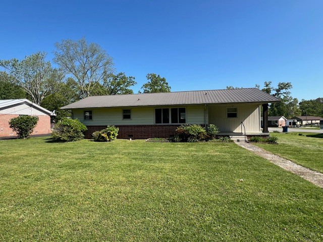 1223 Oak Dr Property Photo