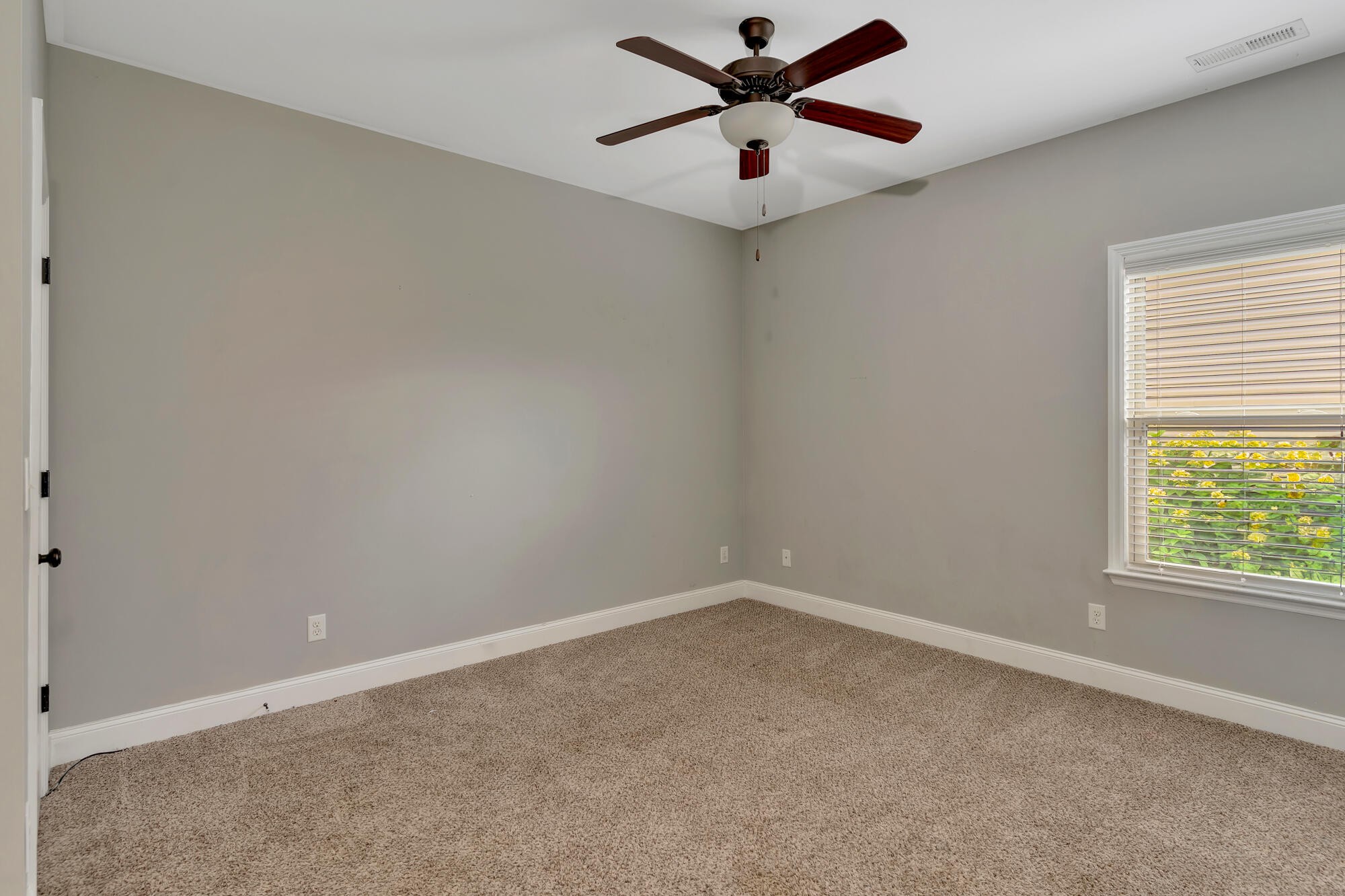 2835 Fernleaf Lane Property Photo 15