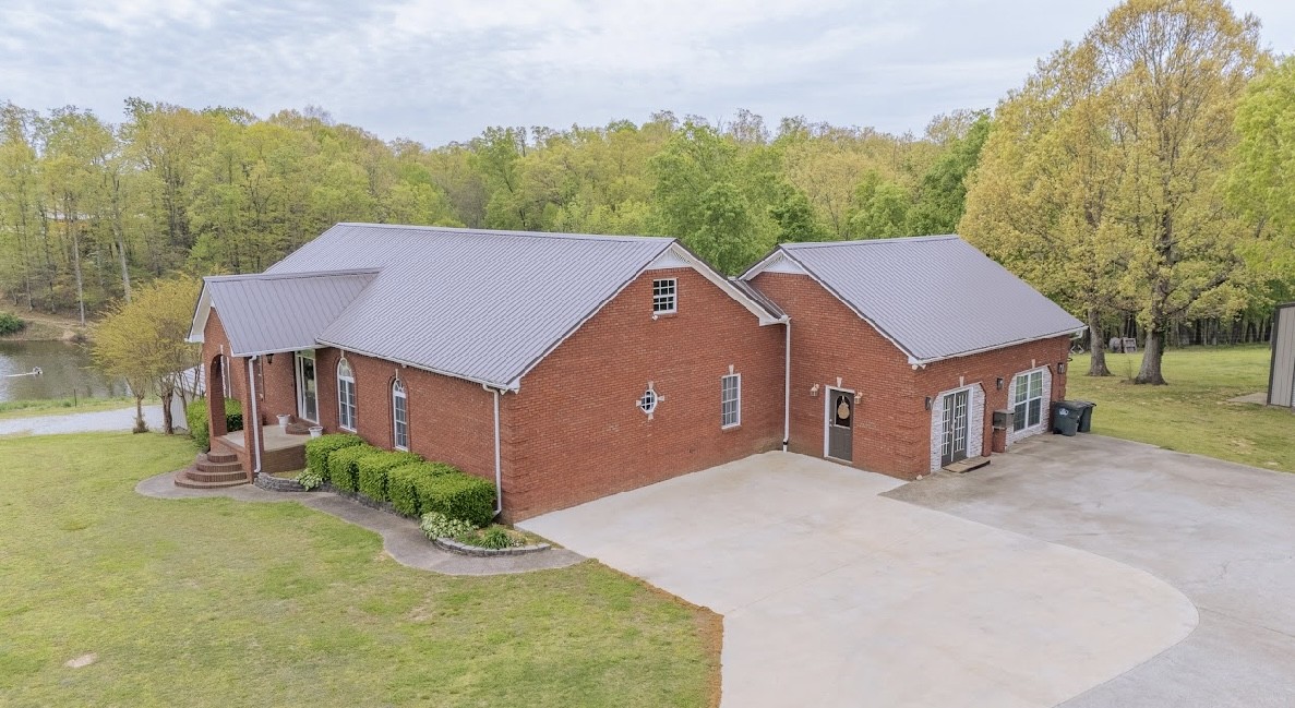 430 N Trojan Blvd Property Photo