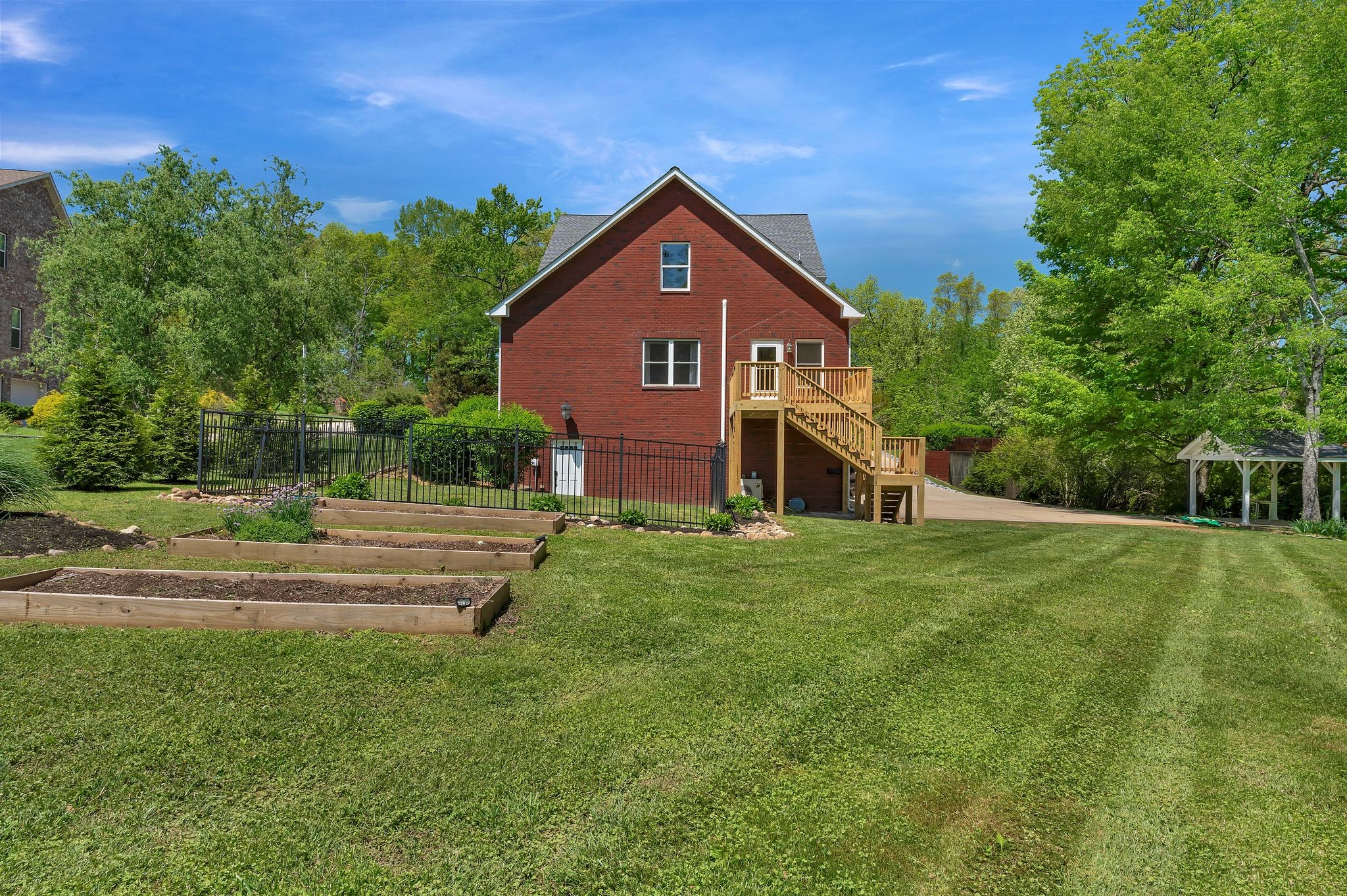 1012 Carrs Creek Blvd Property Photo 50