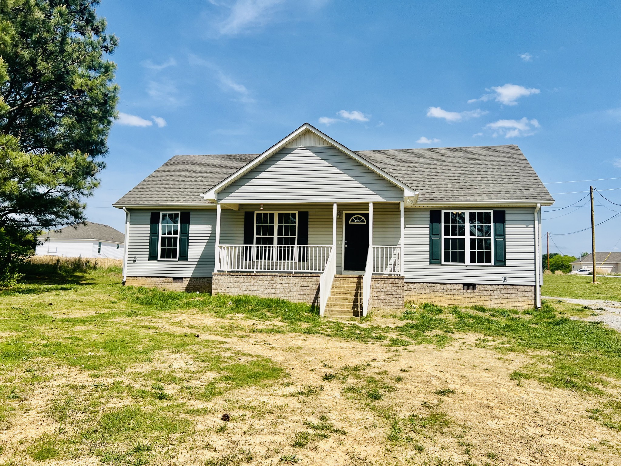 436 White Rd Property Photo