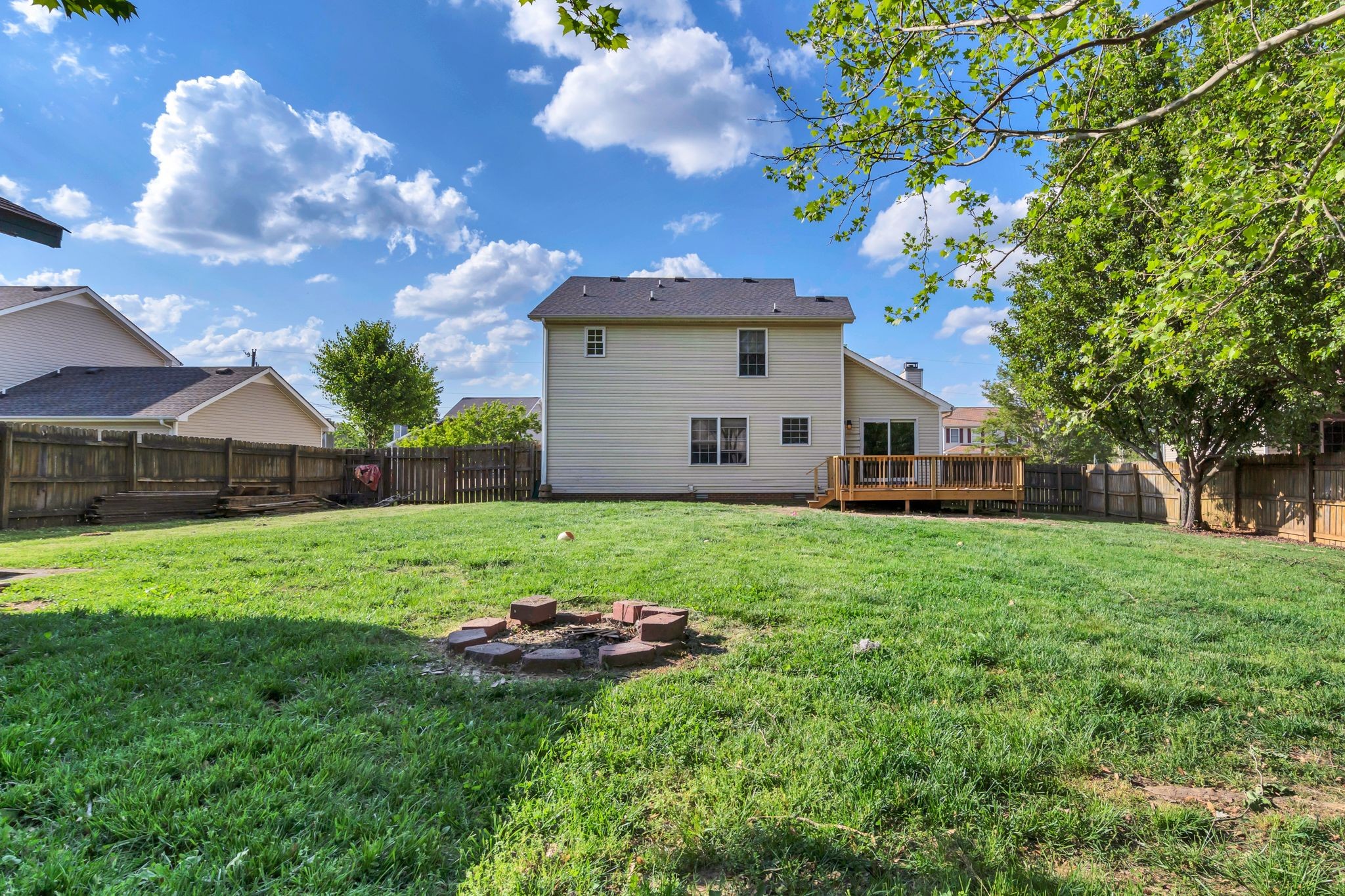 2636 Denver Ct Property Photo 26