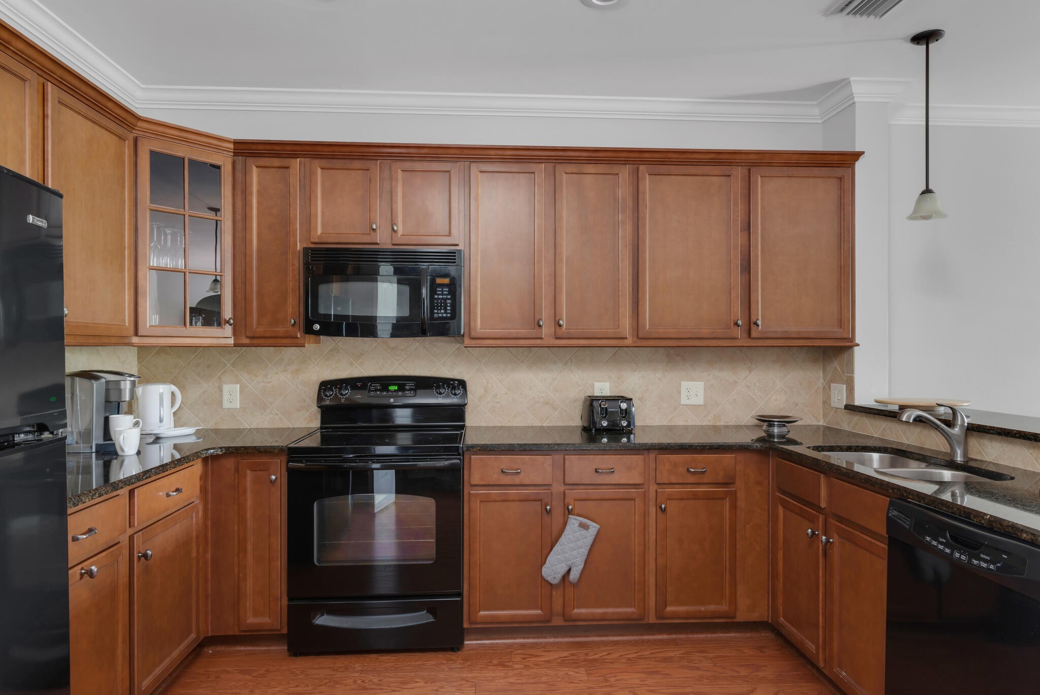307 Seven Springs Way Property Photo 13