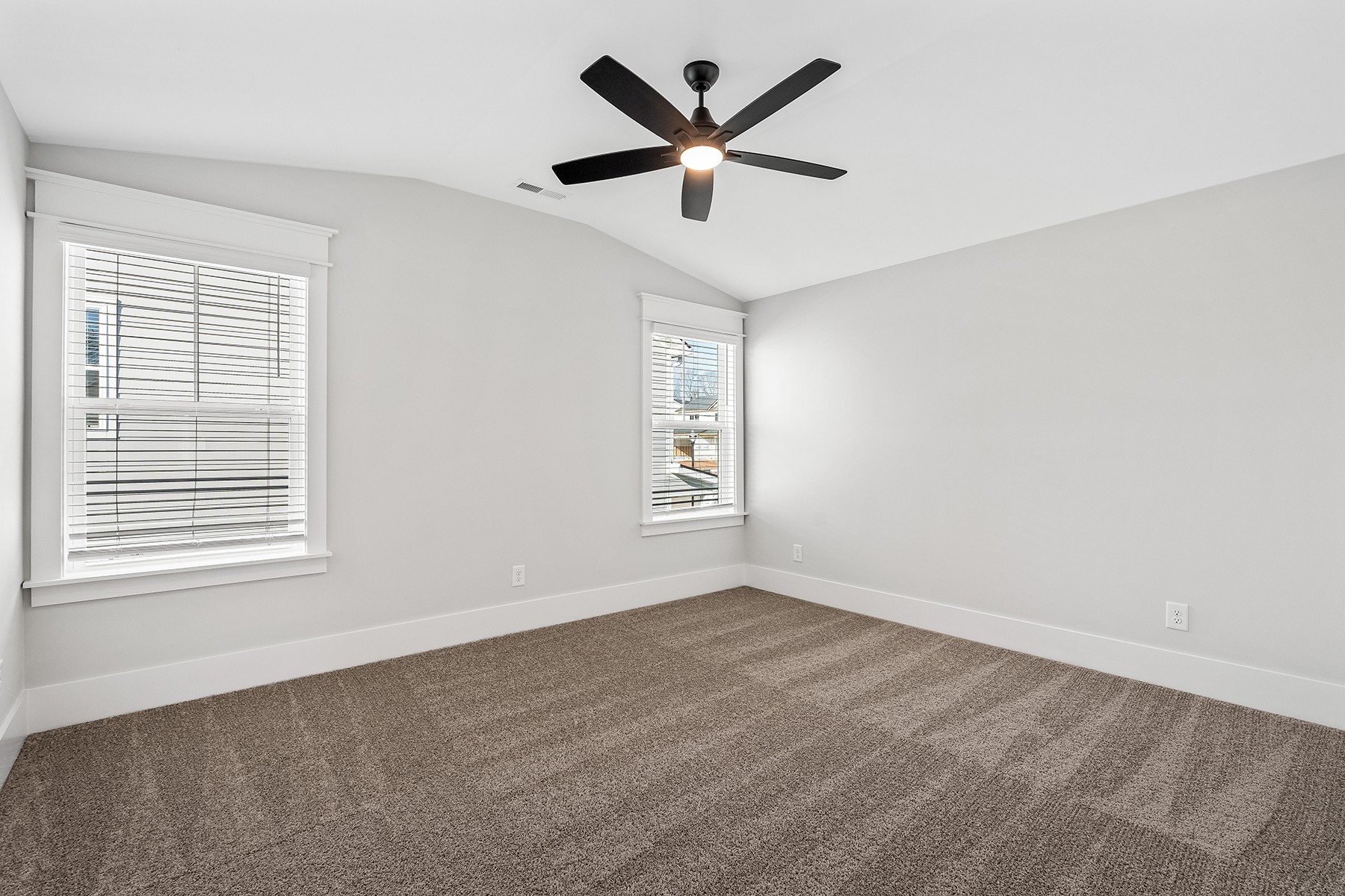 540 Kingwood Lane Property Photo 11