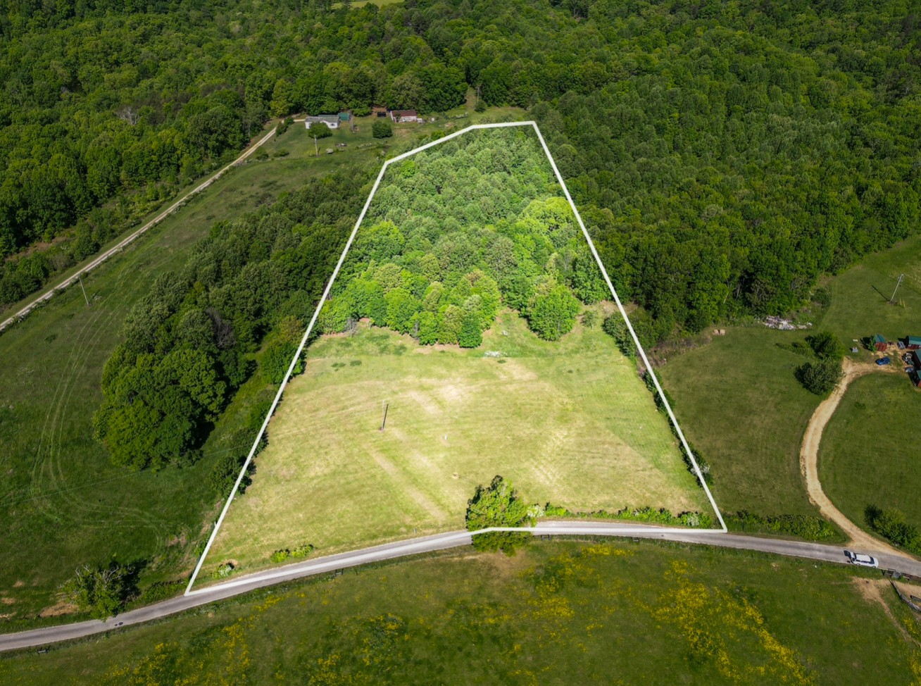 8870 William And Earl Road Property Photo 1