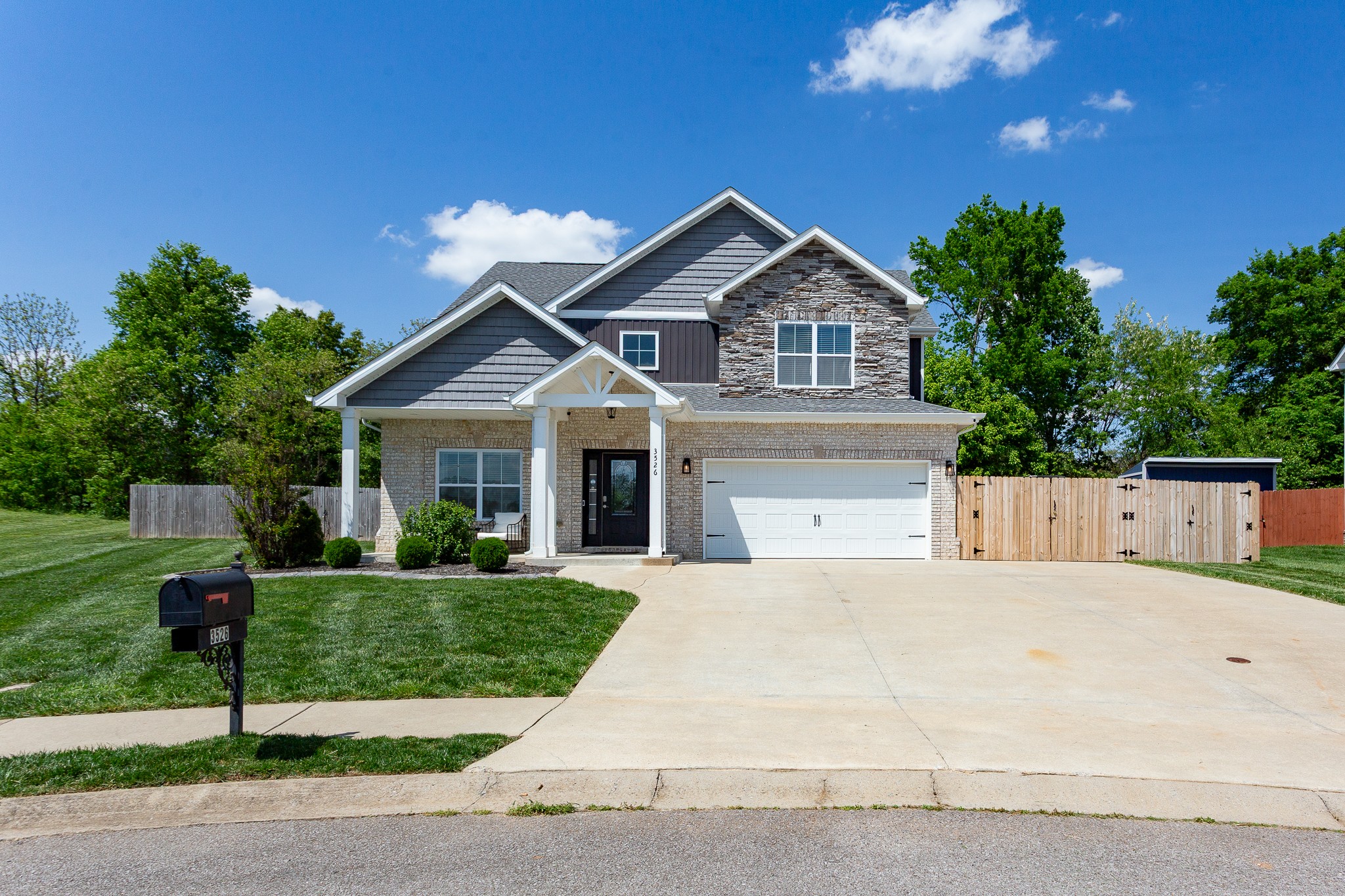 3526 Clover Hill Drive Property Photo 1