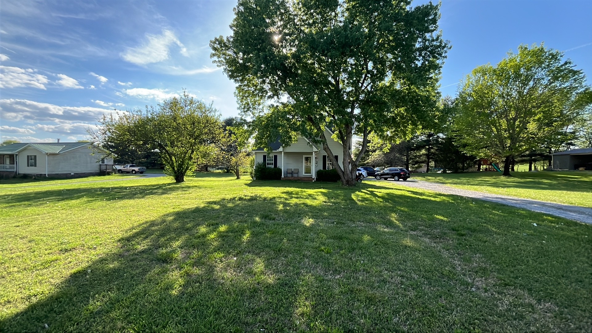 2532 Tom Austin Hwy Property Photo 1