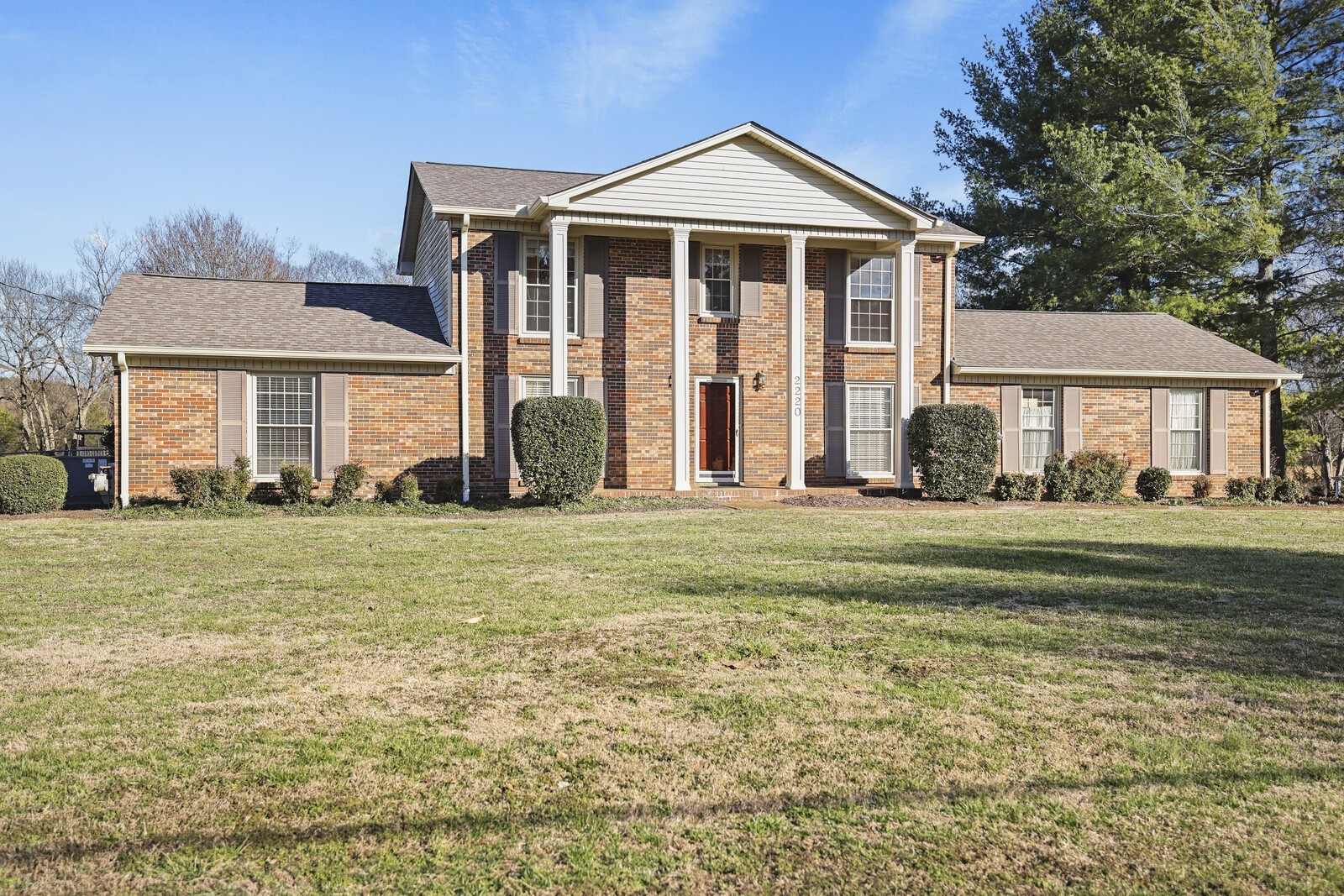 2220 Isaac Ln Property Photo