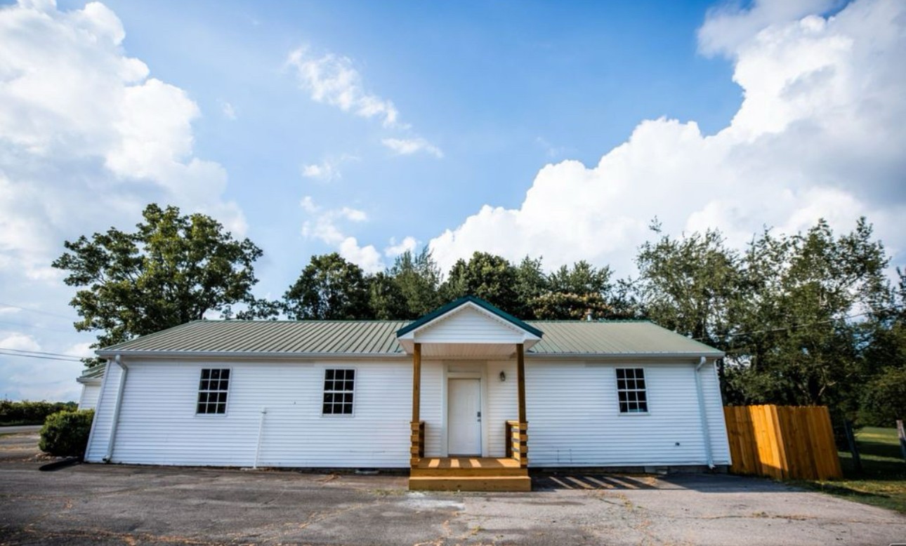 10088 Old Highway 46 Property Photo