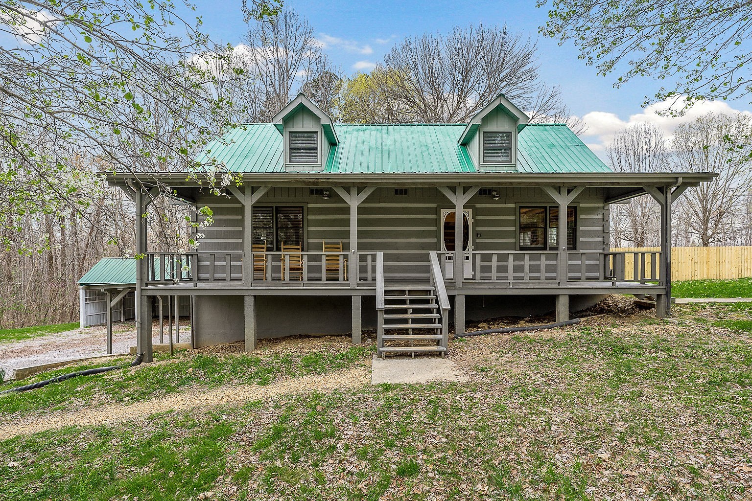 843 Pine Orchard Rd Property Photo