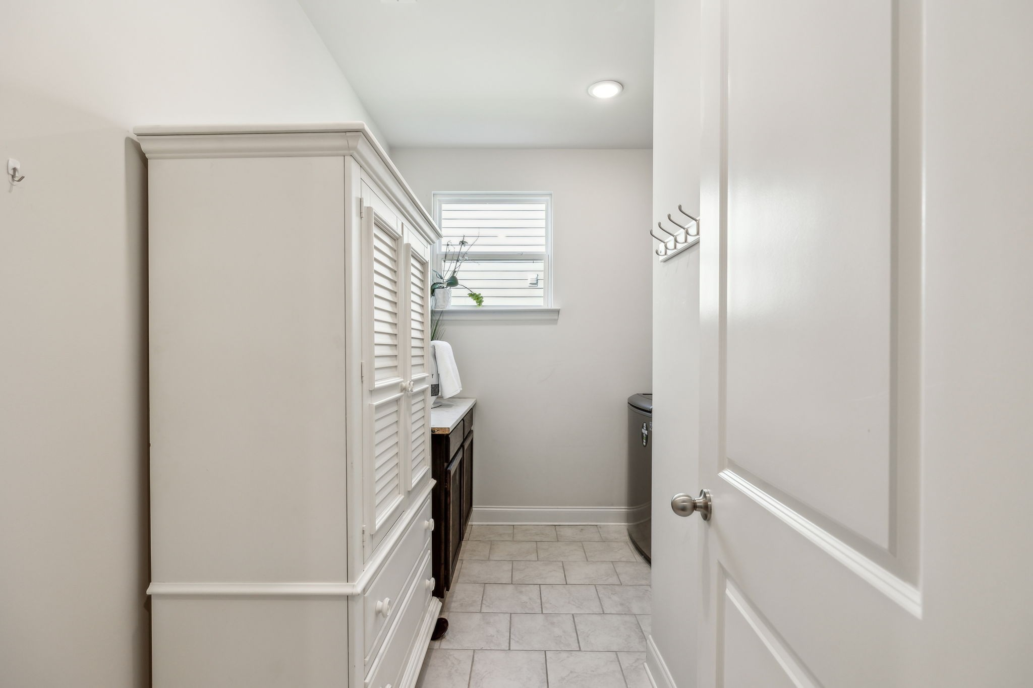 4015 John Marsh Rd Property Photo 15