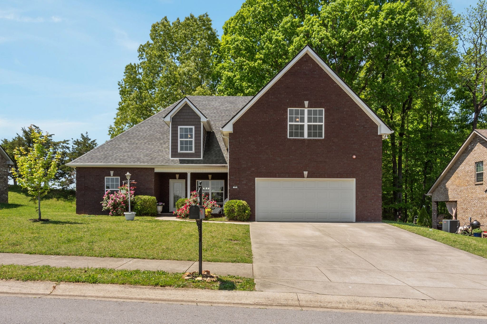 1045 Grace Meade Property Photo 1