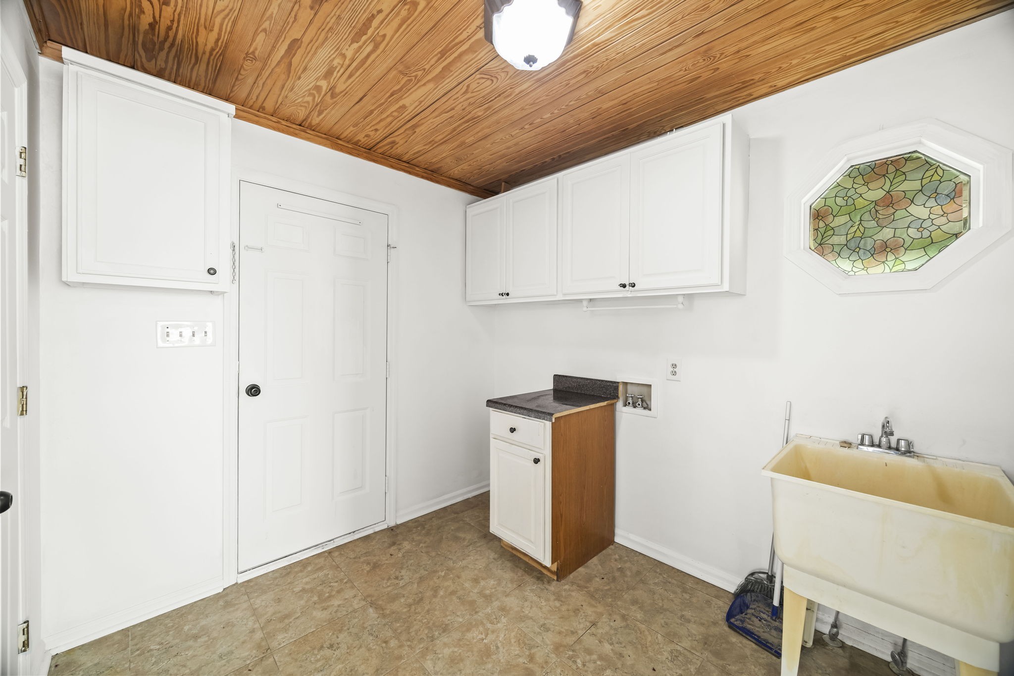 413 Bradford Cir Property Photo 17