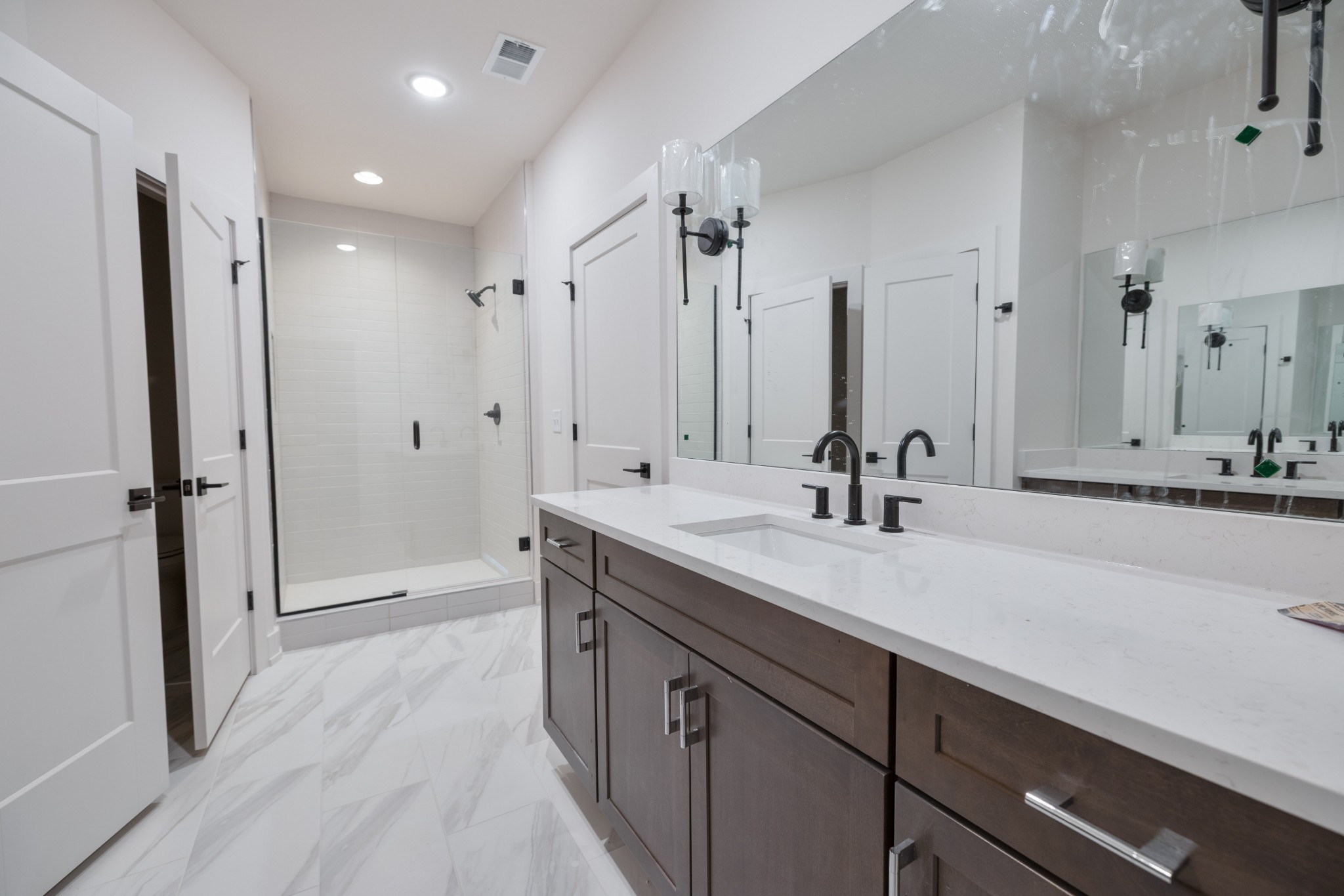4060 Penfield Dr Unit E Property Photo 16