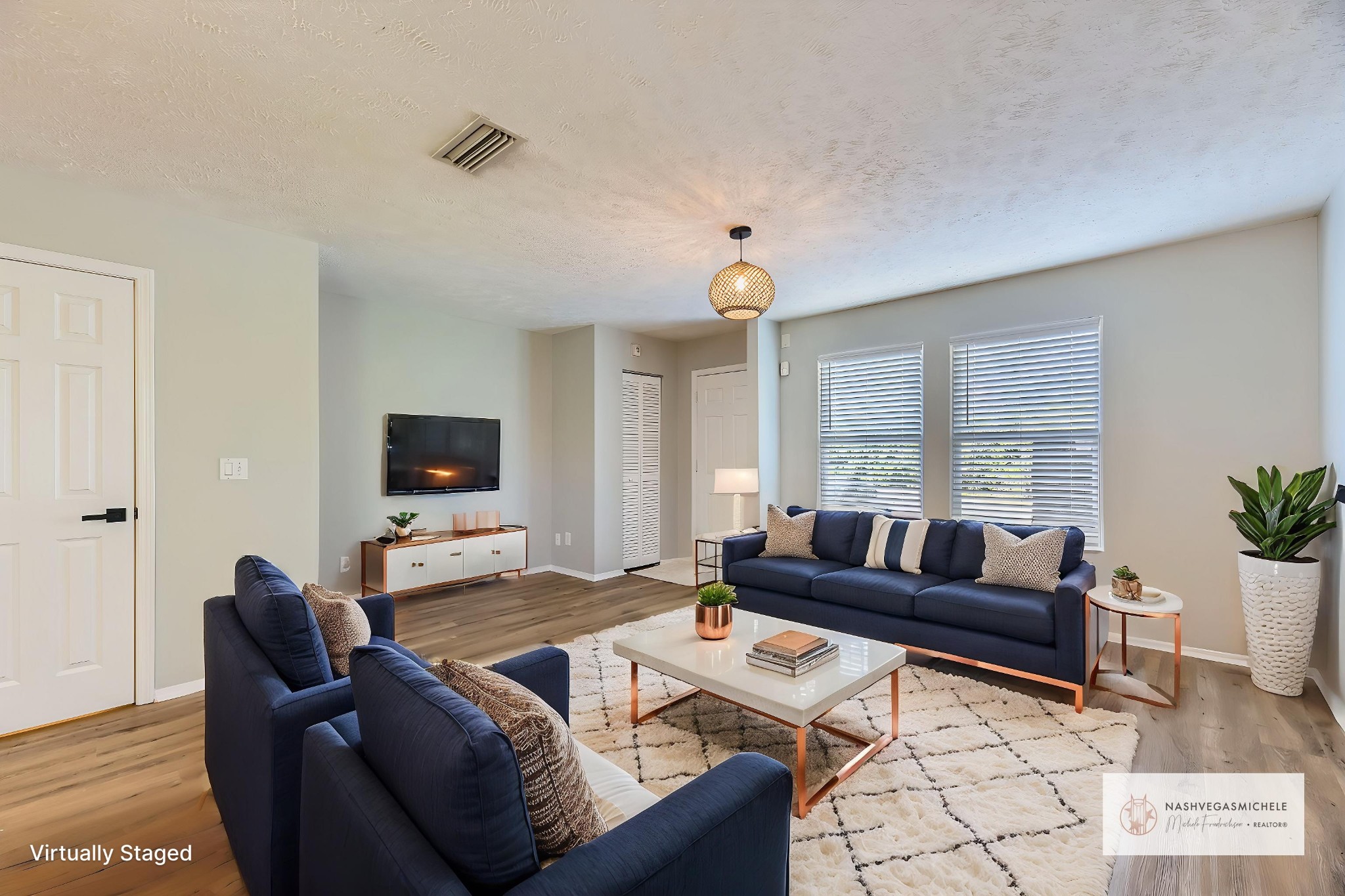 5855 Monroe Xing Property Photo