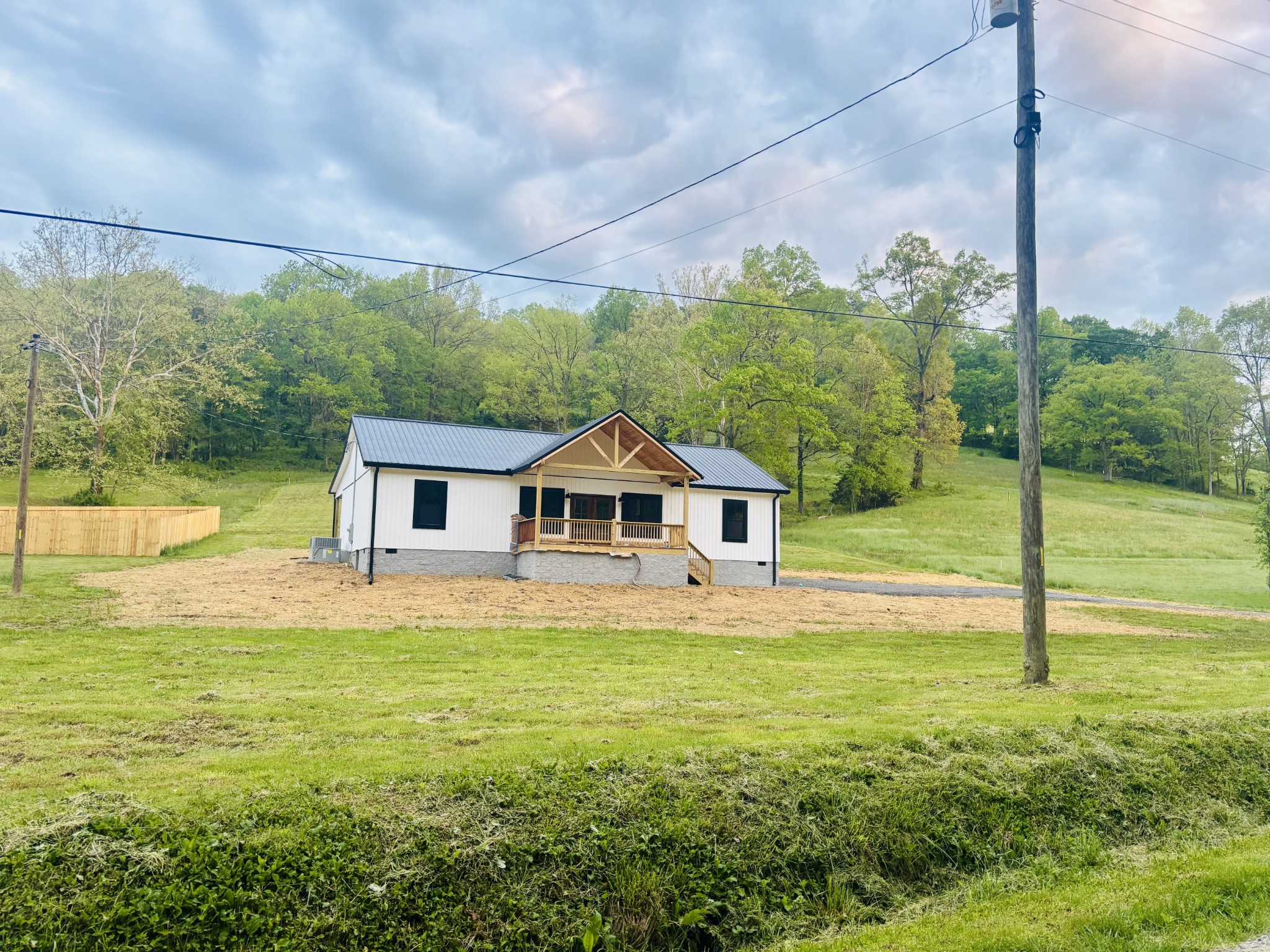 45 Kemp Hollow Rd Property Photo 2