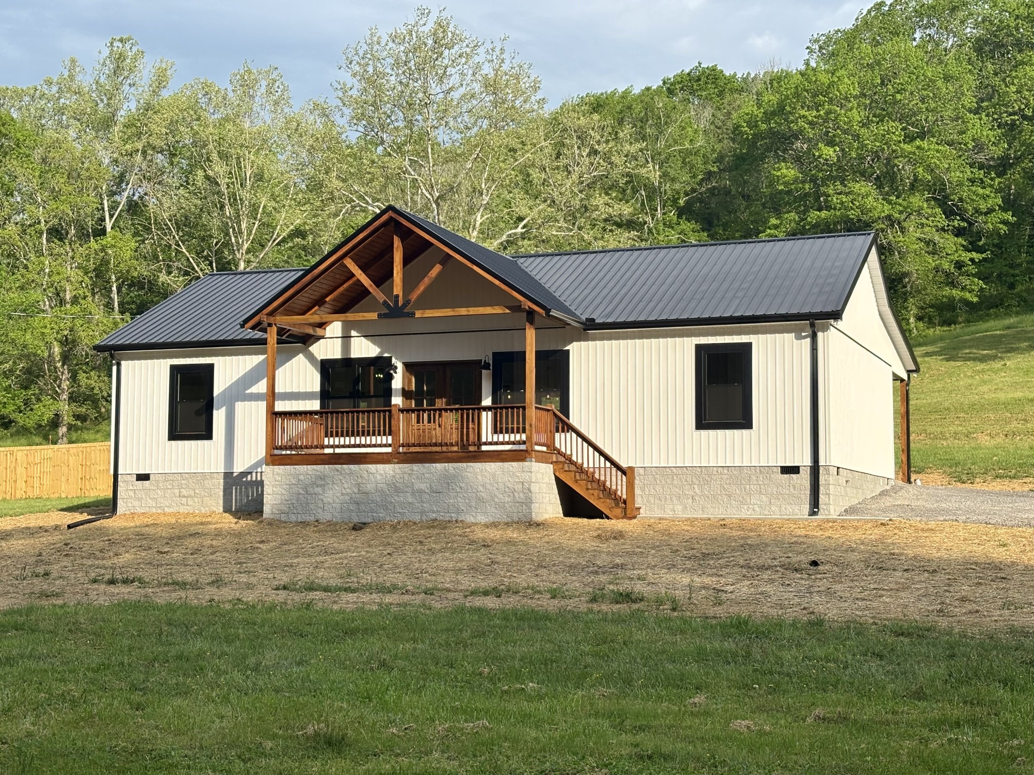 45 Kemp Hollow Rd Property Photo 3