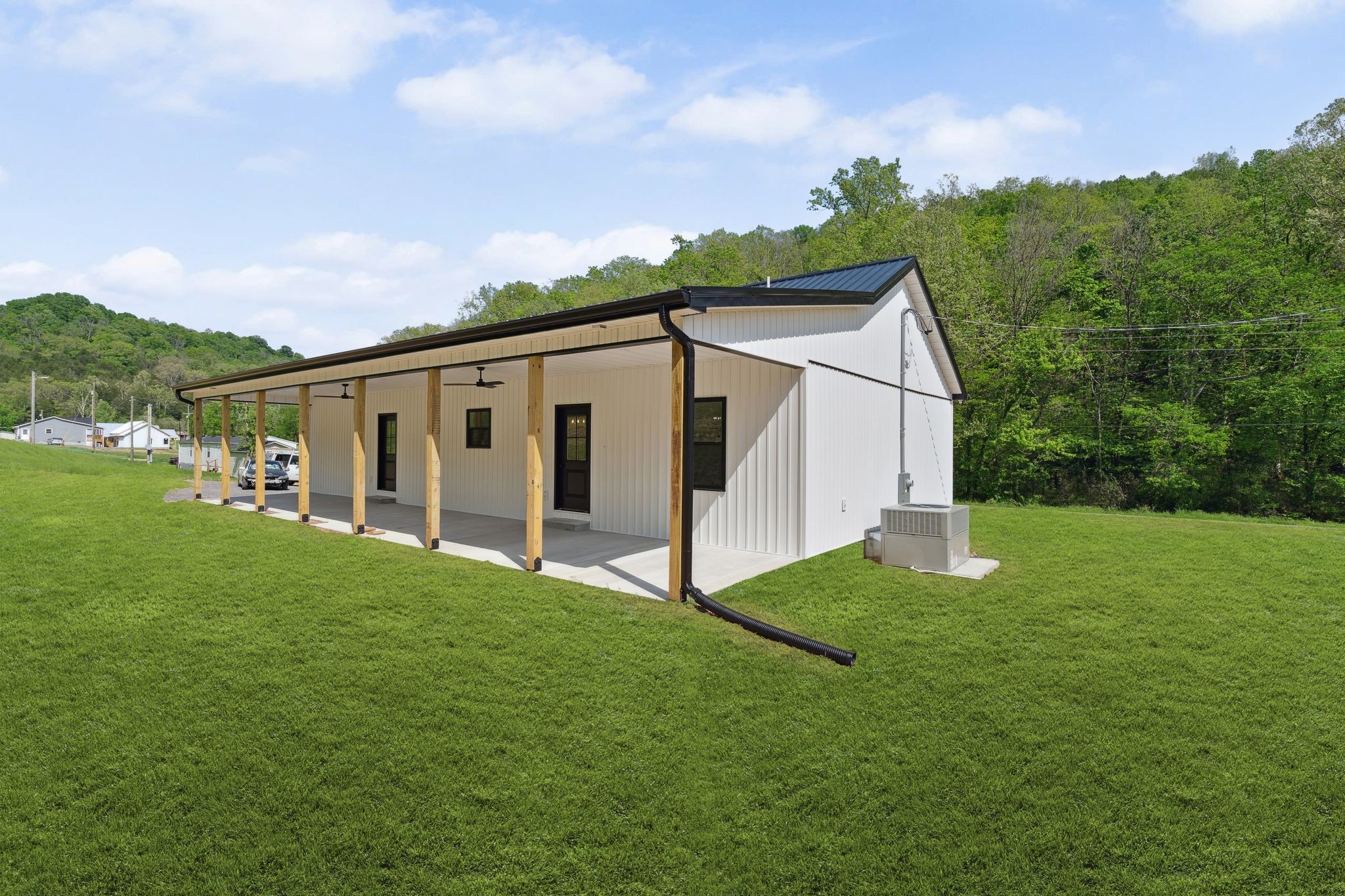 45 Kemp Hollow Rd Property Photo 28