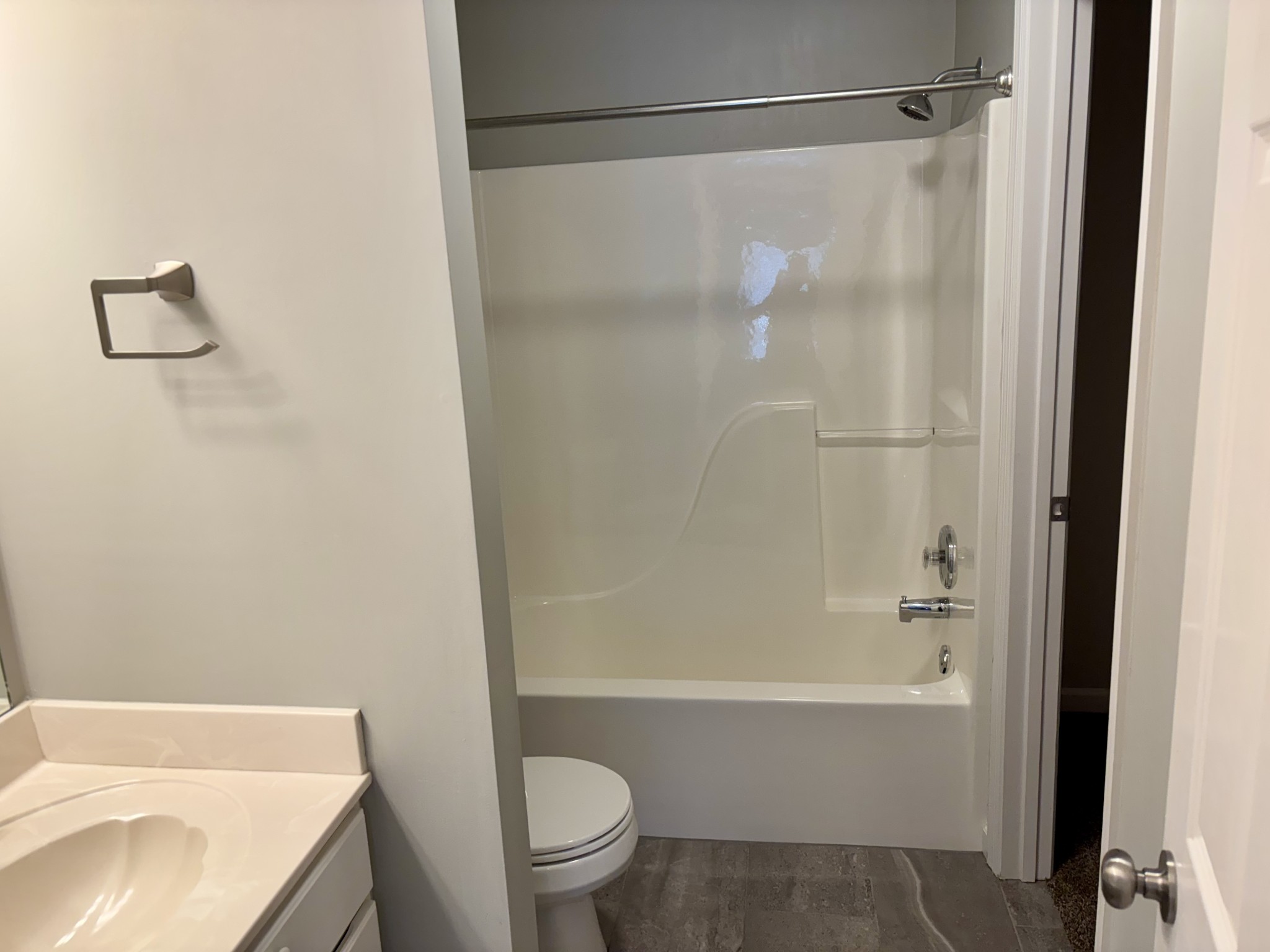 409 Compton Ln Property Photo 17