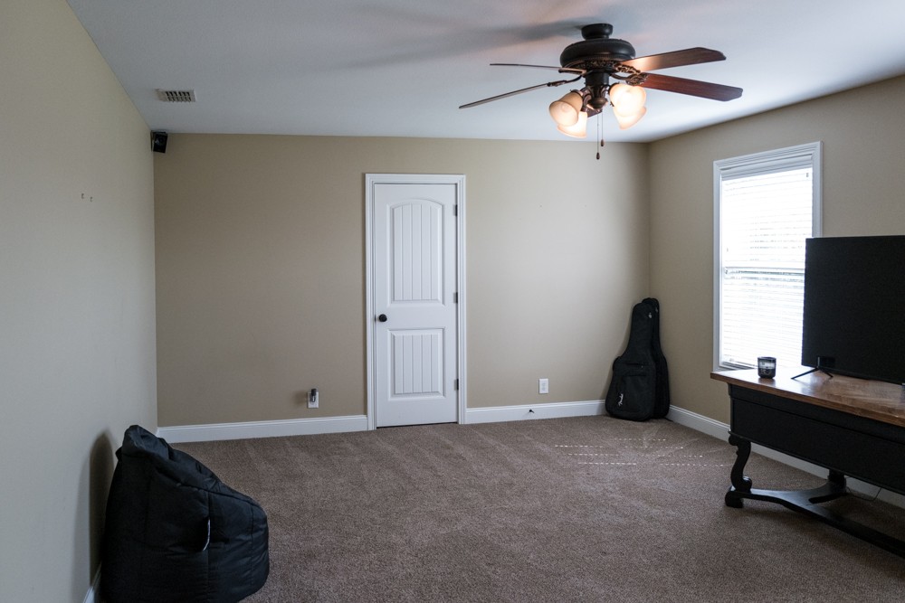 1061 Willow Cir Property Photo 34