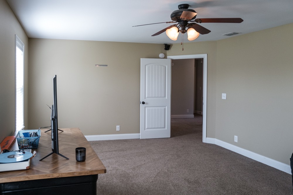 1061 Willow Cir Property Photo 36