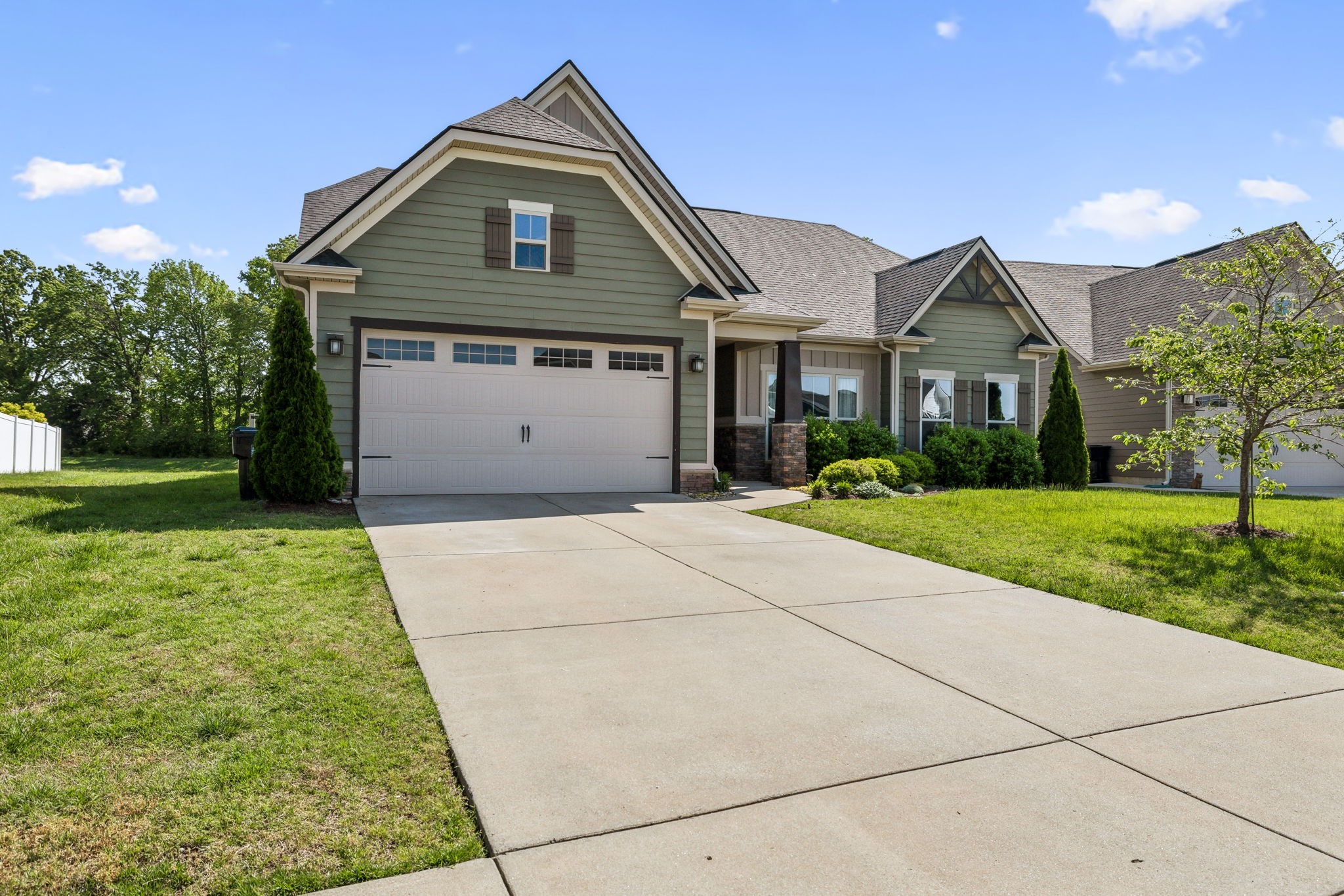 2808 Goose Creek Ln Property Photo 4