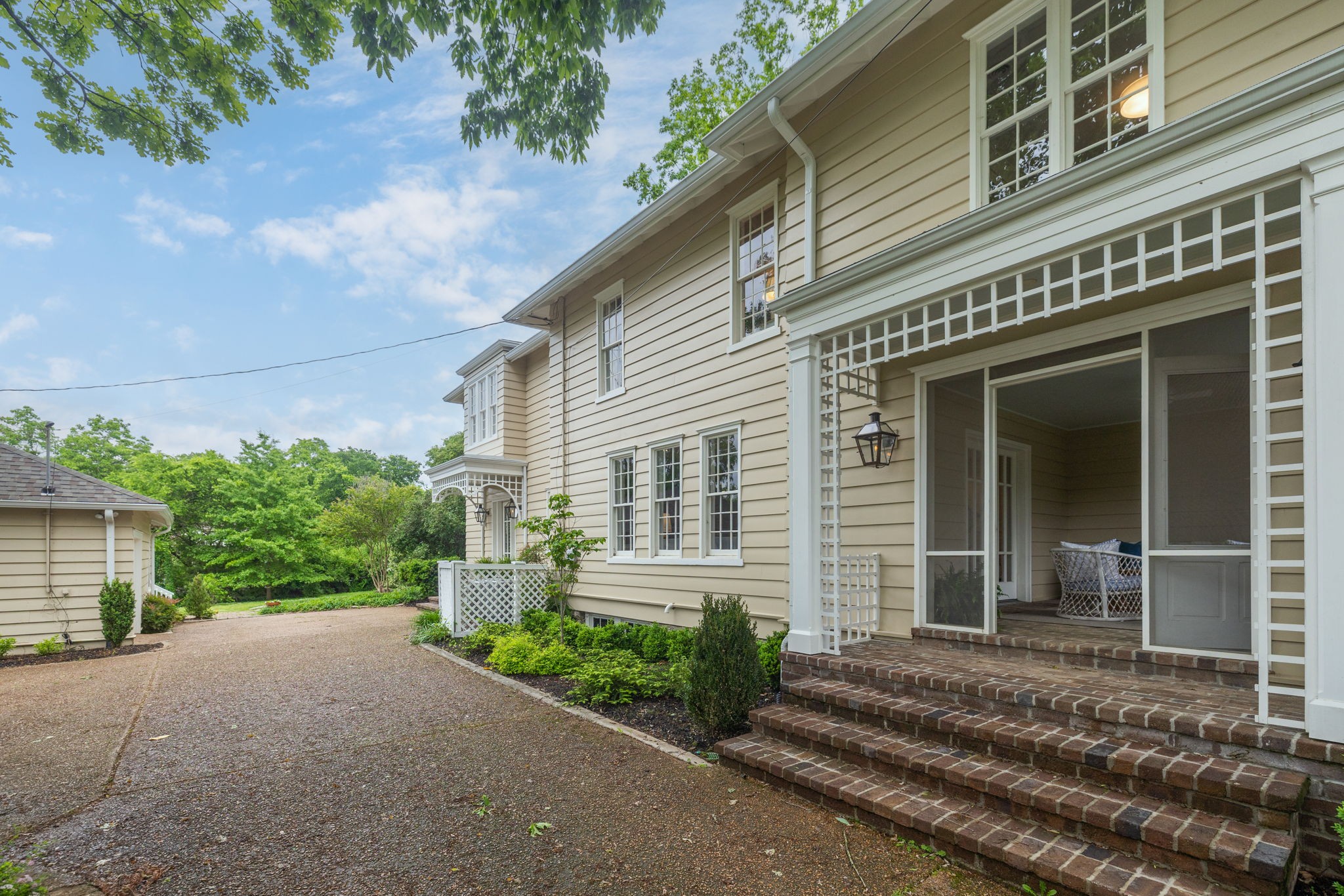 4430 Sheppard Pl Property Photo 4