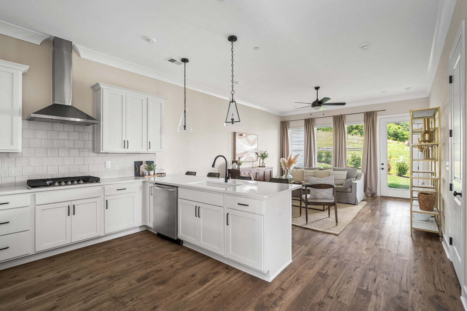325 Buckwood Lane, N Property Photo 1