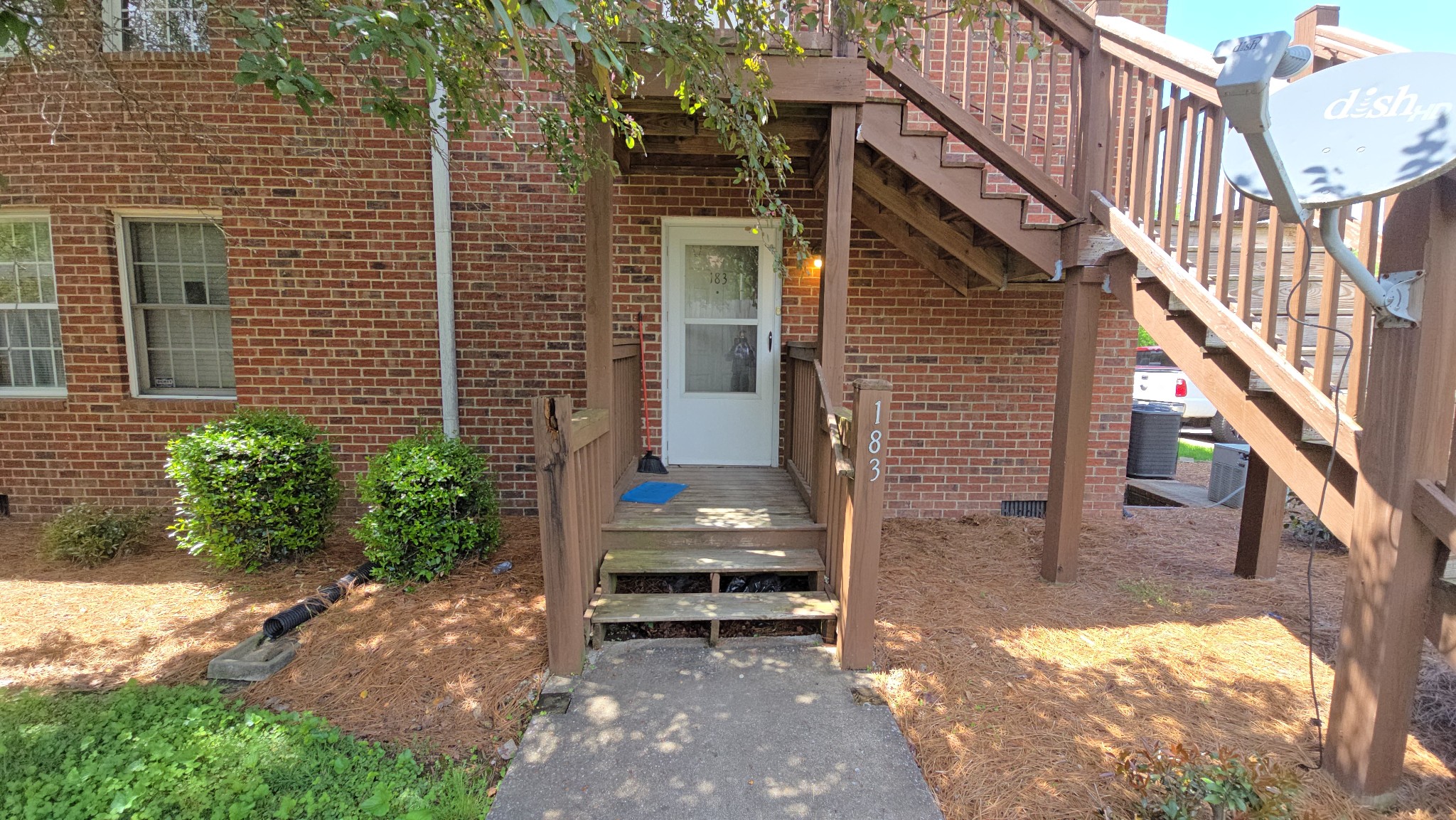 183 Brooke Castle Dr Property Photo 1