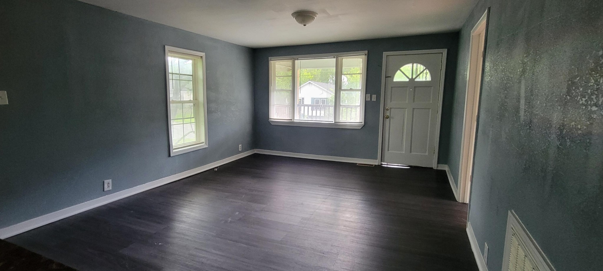 1309 Arlington Avenue Property Photo 3