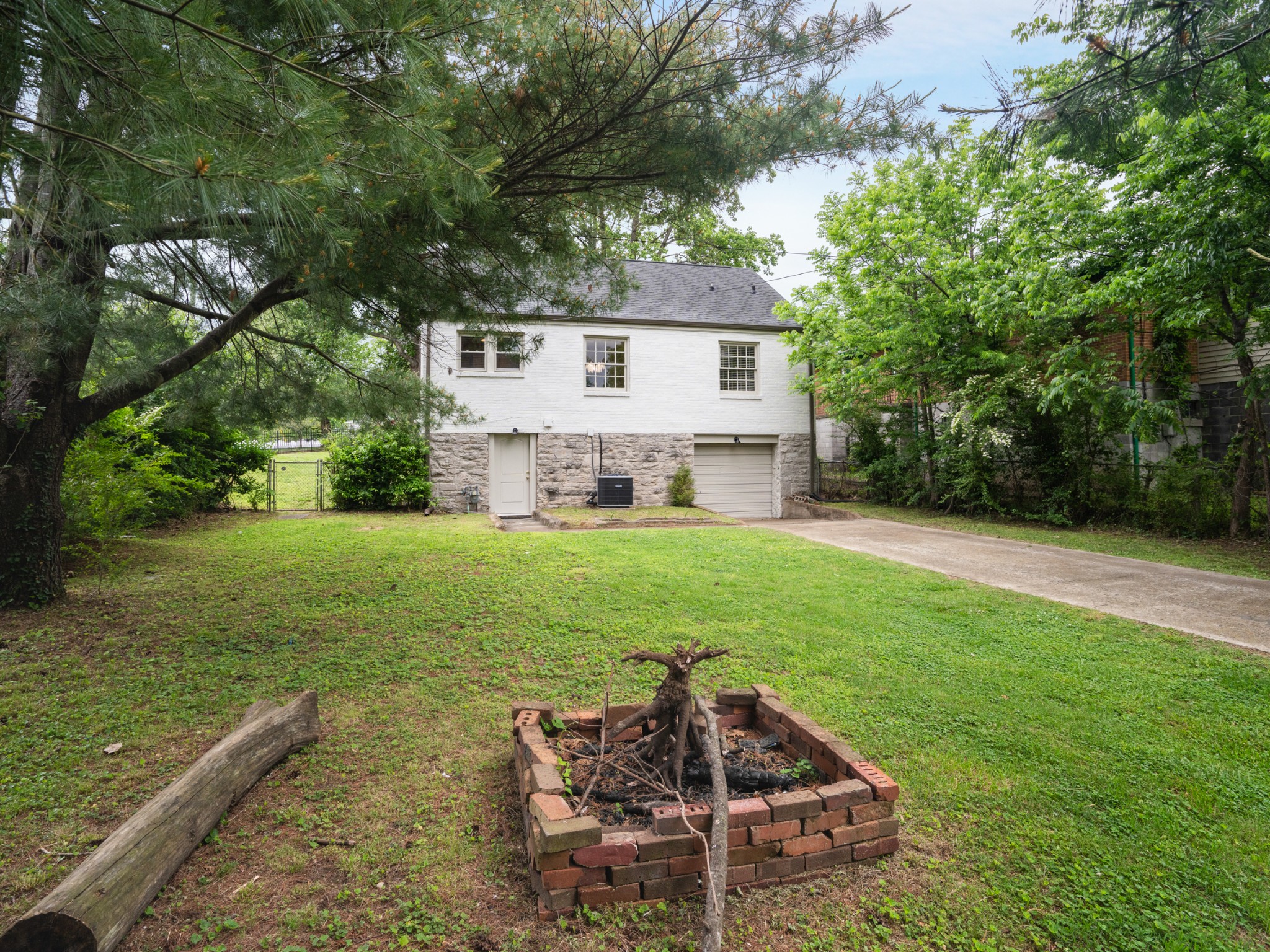 919 S Douglas Ave Property Photo 33