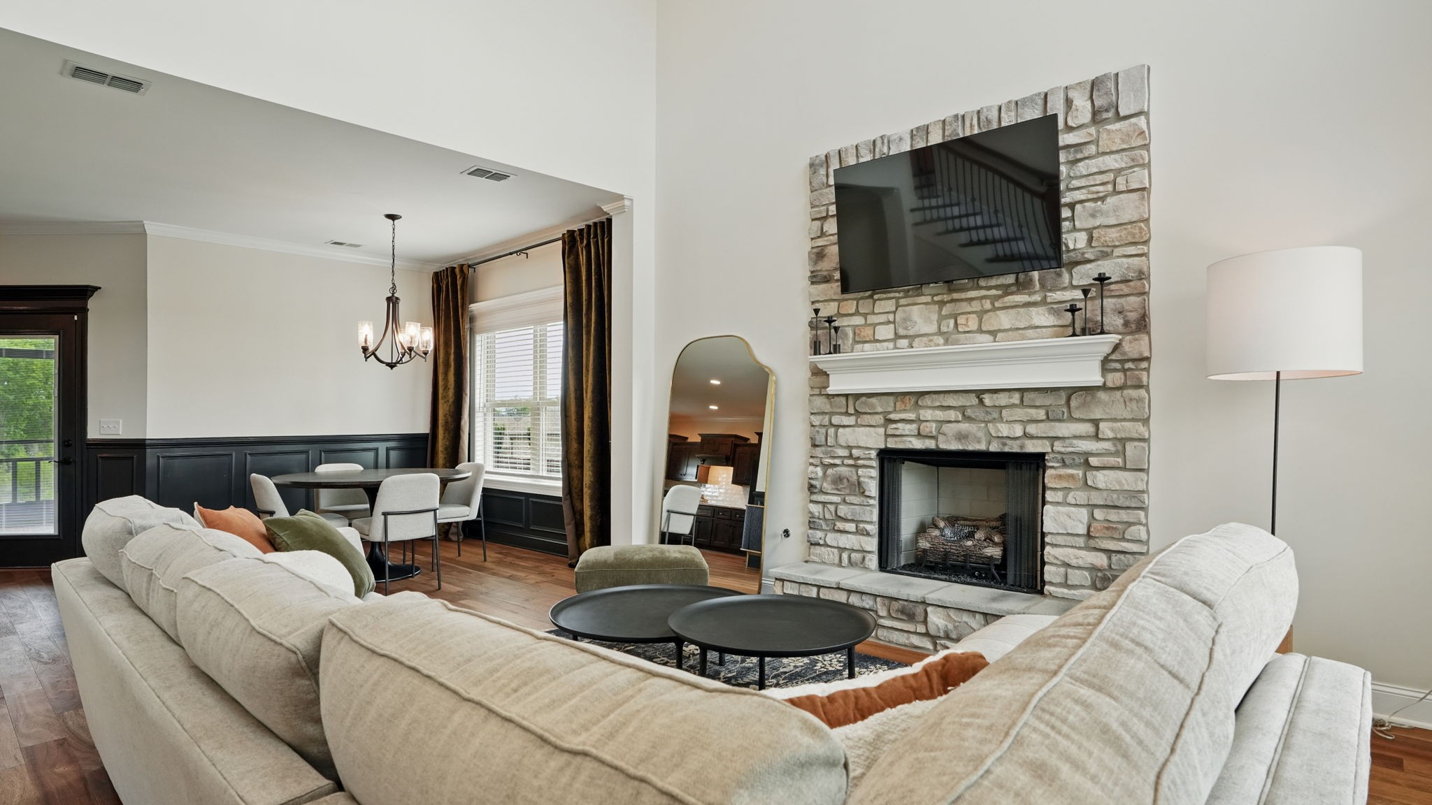 1210 Macey Peri Way Property Photo 4