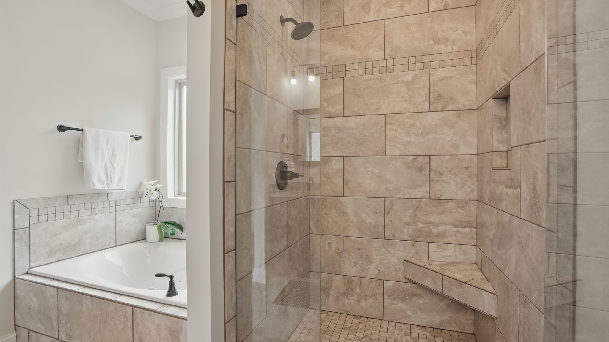 1210 Macey Peri Way Property Photo 23