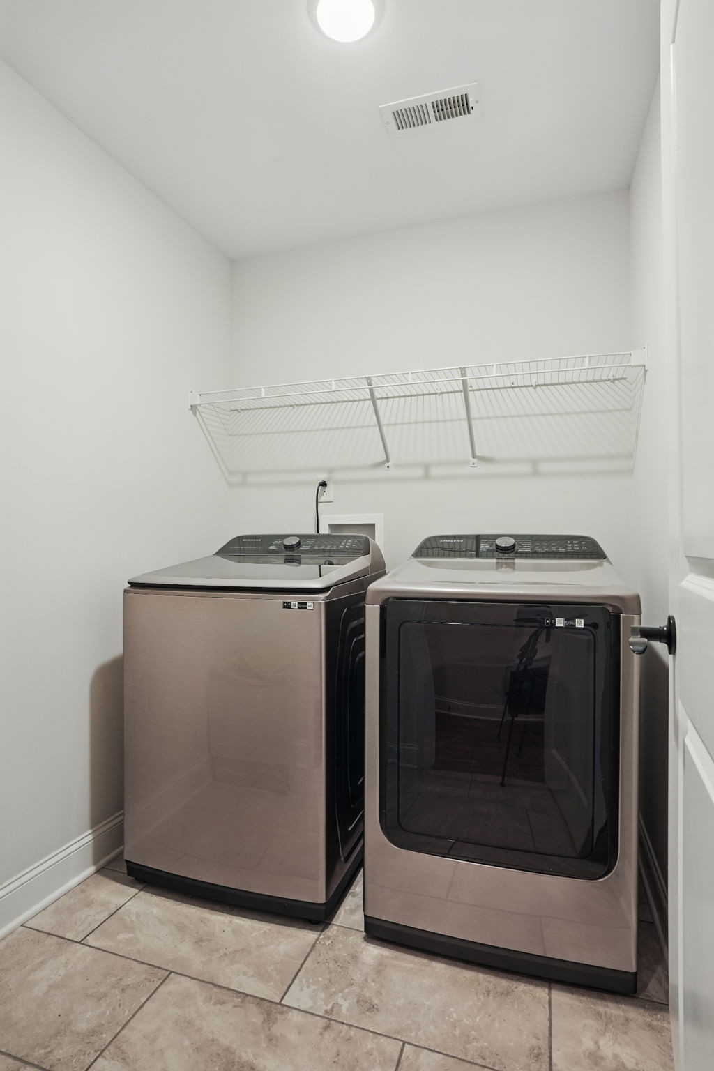 1210 Macey Peri Way Property Photo 28