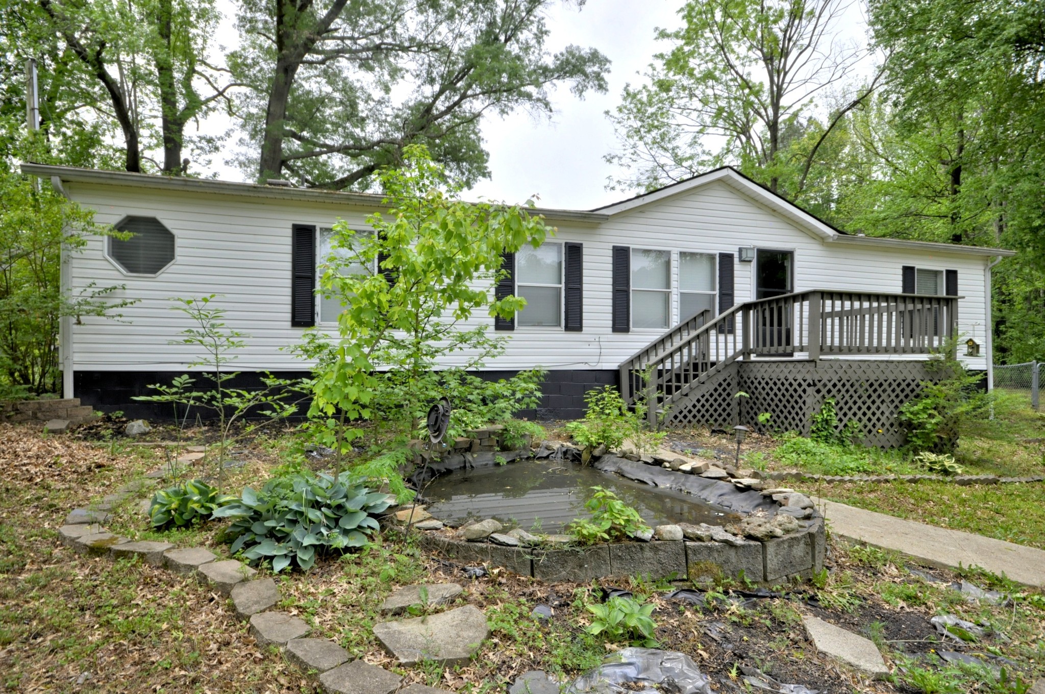 3404 Dover Rd Property Photo 1