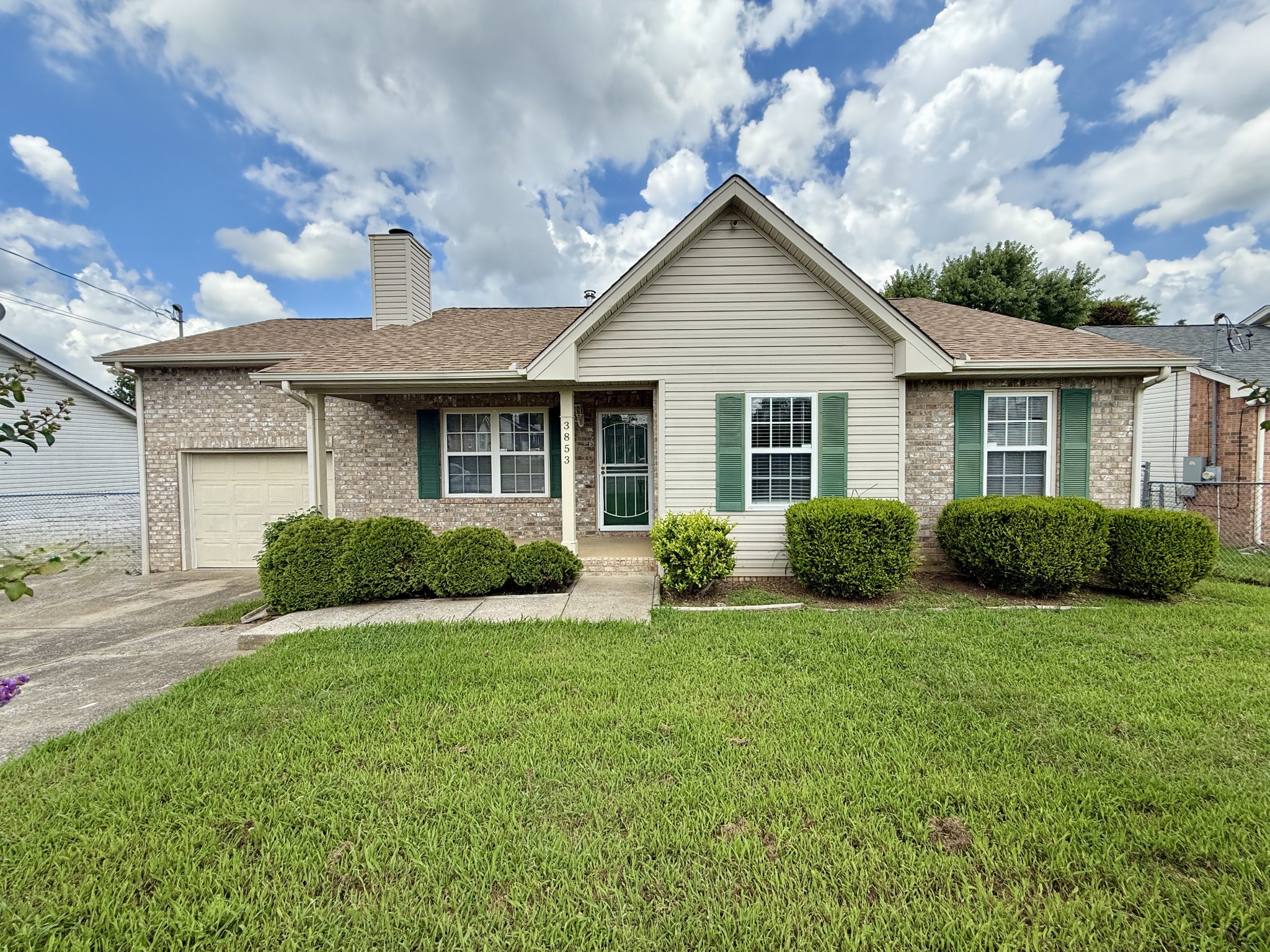 3853 Northbrook Dr Property Photo 6