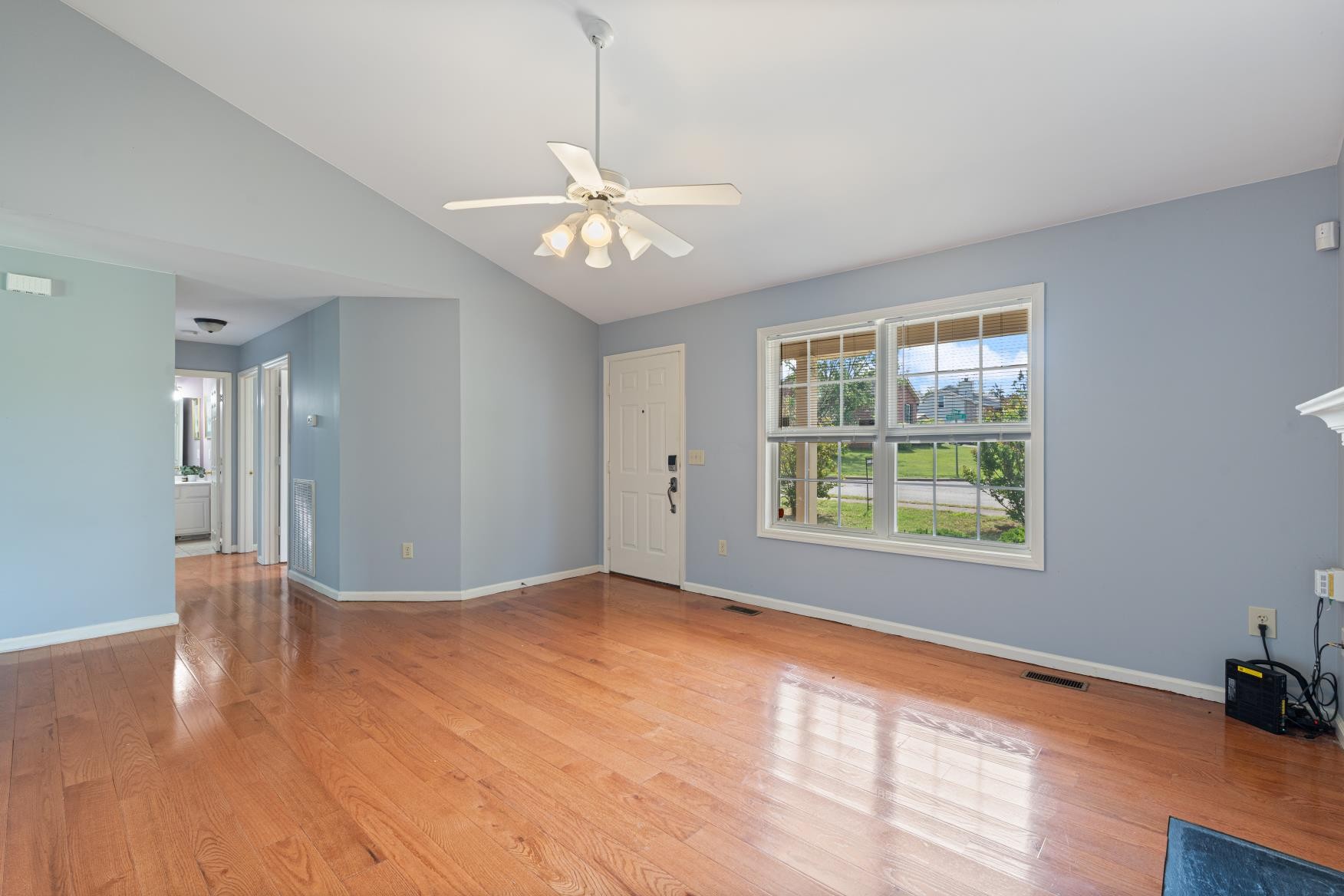 3853 Northbrook Dr Property Photo 10