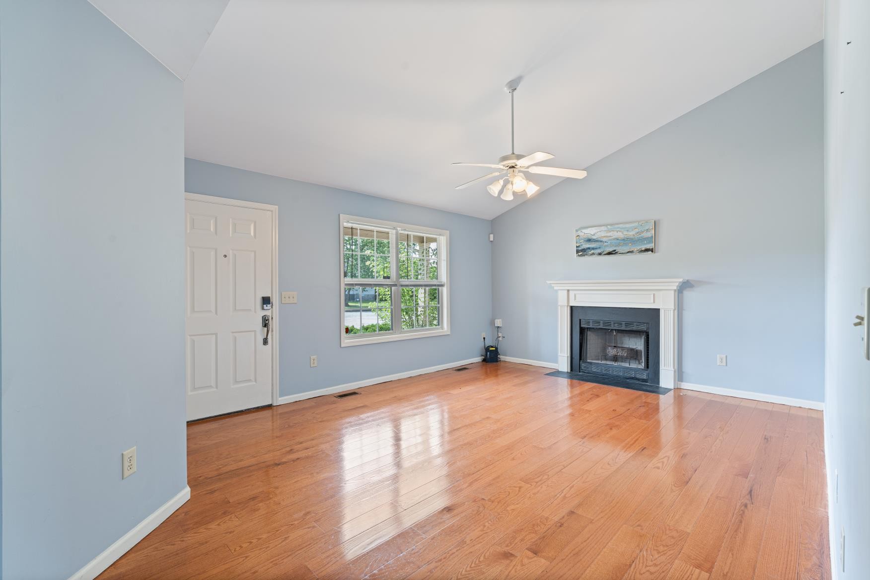 3853 Northbrook Dr Property Photo 11