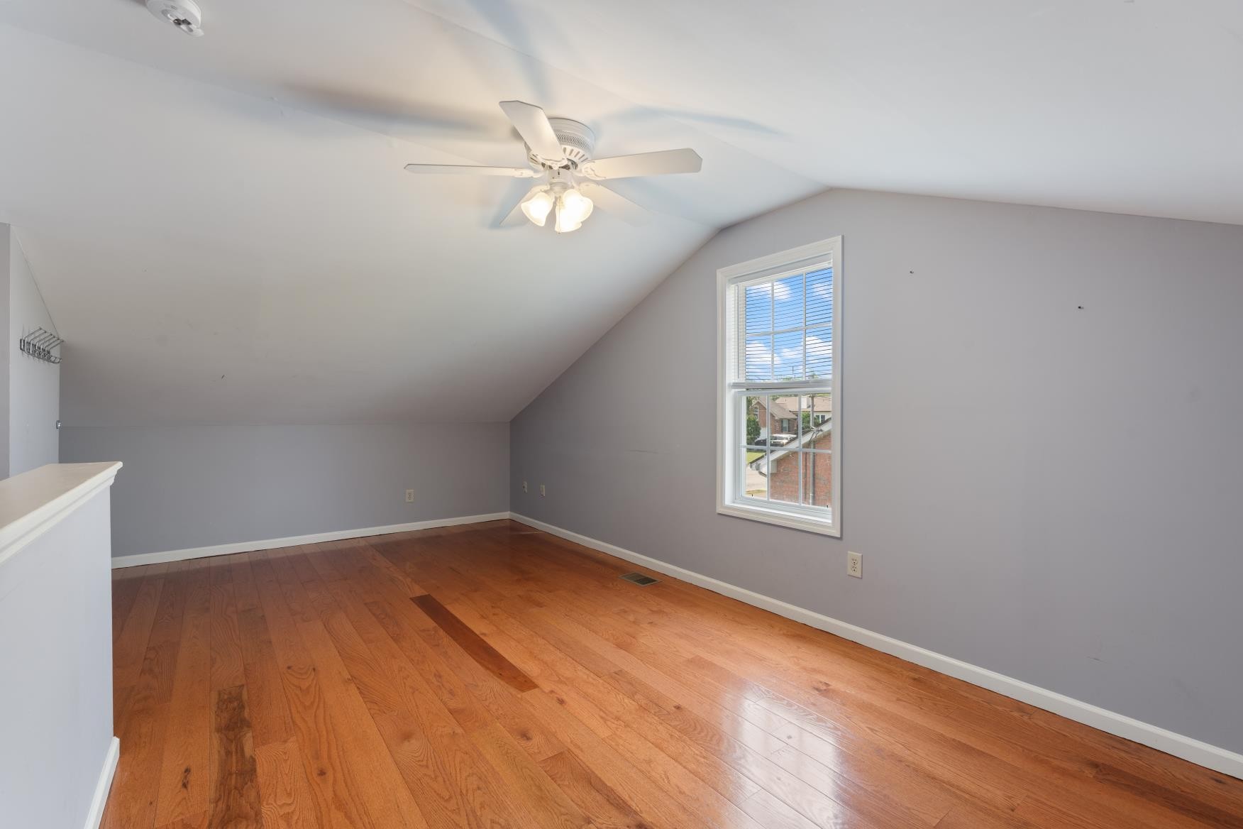 3853 Northbrook Dr Property Photo 25