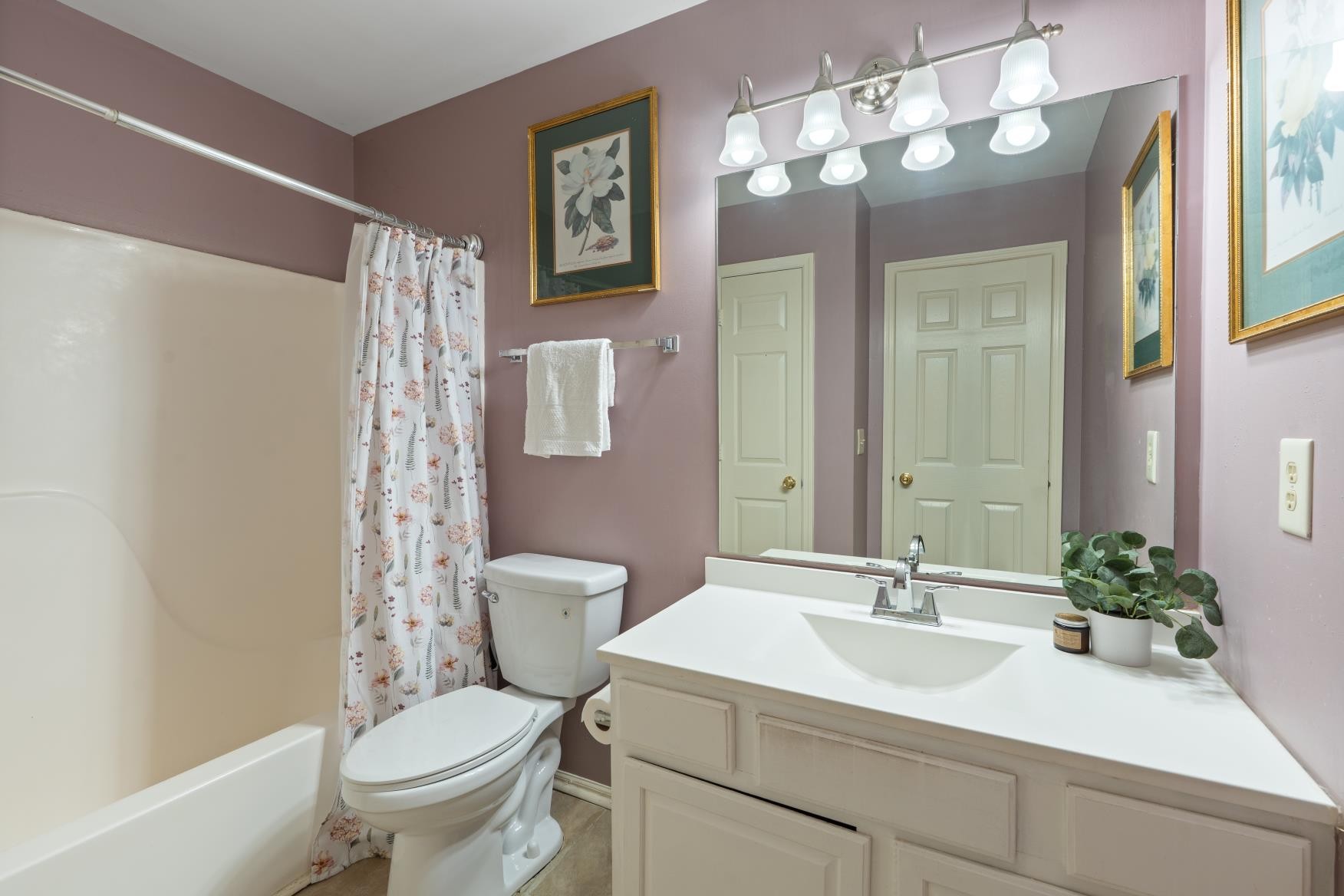 3853 Northbrook Dr Property Photo 26