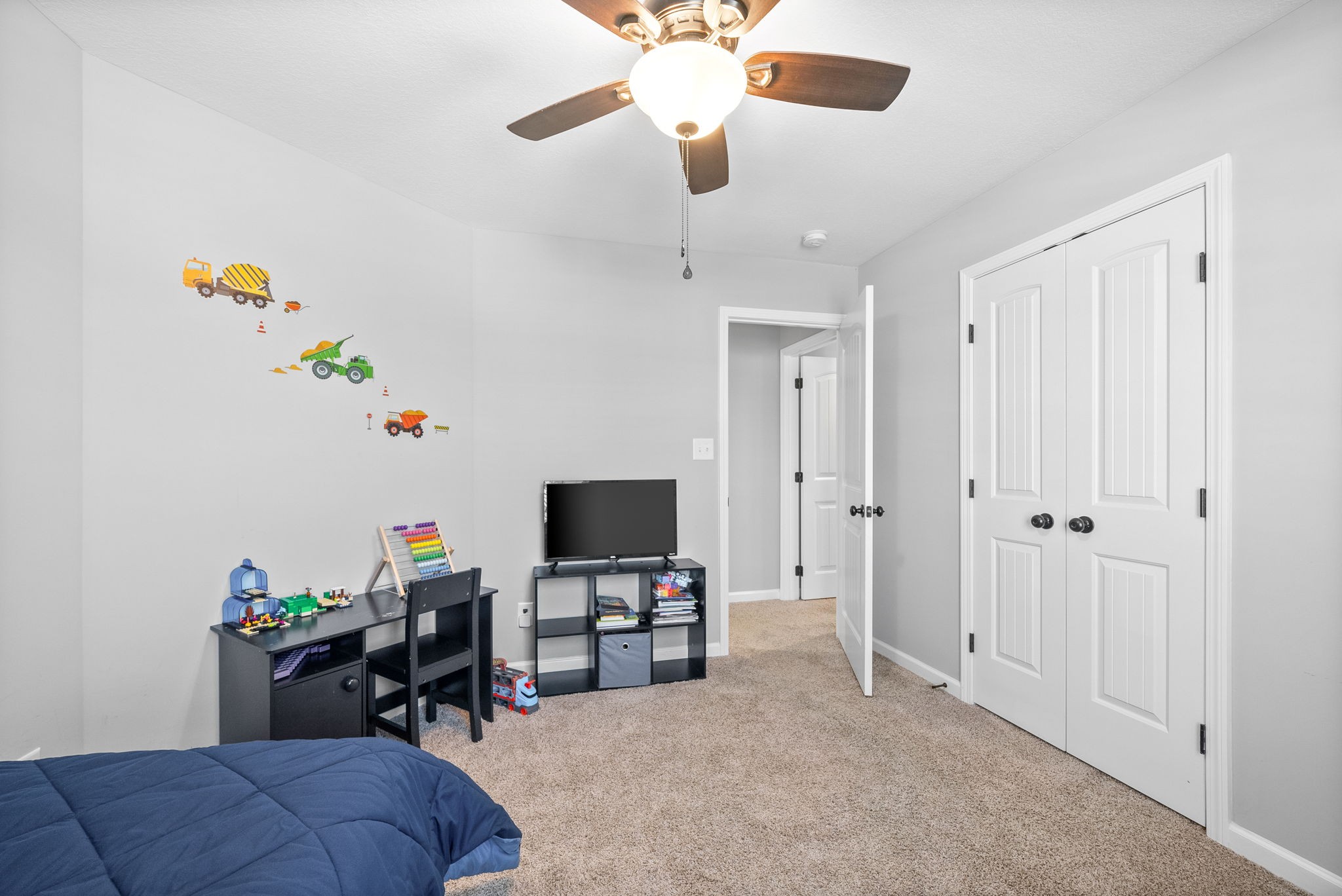 1621 Kestrel Dr Property Photo 26